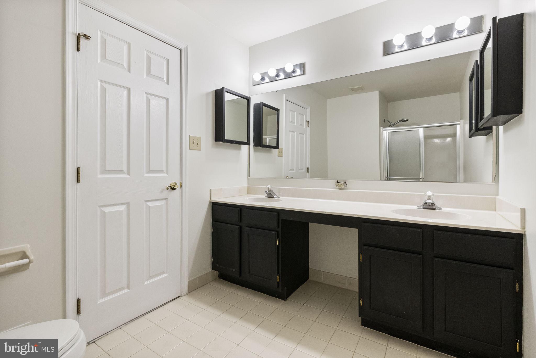 HAMILTON CT - Residential