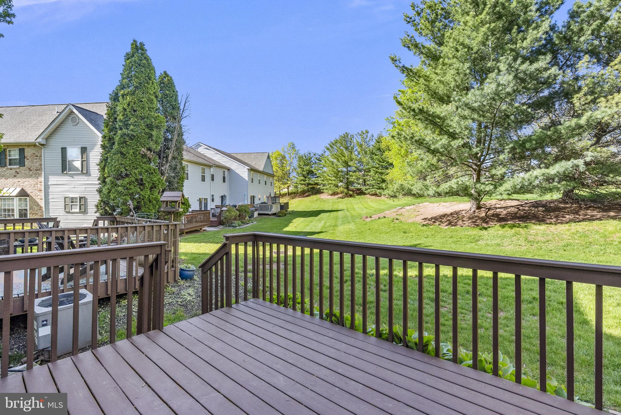 HAMILTON CT - Residential