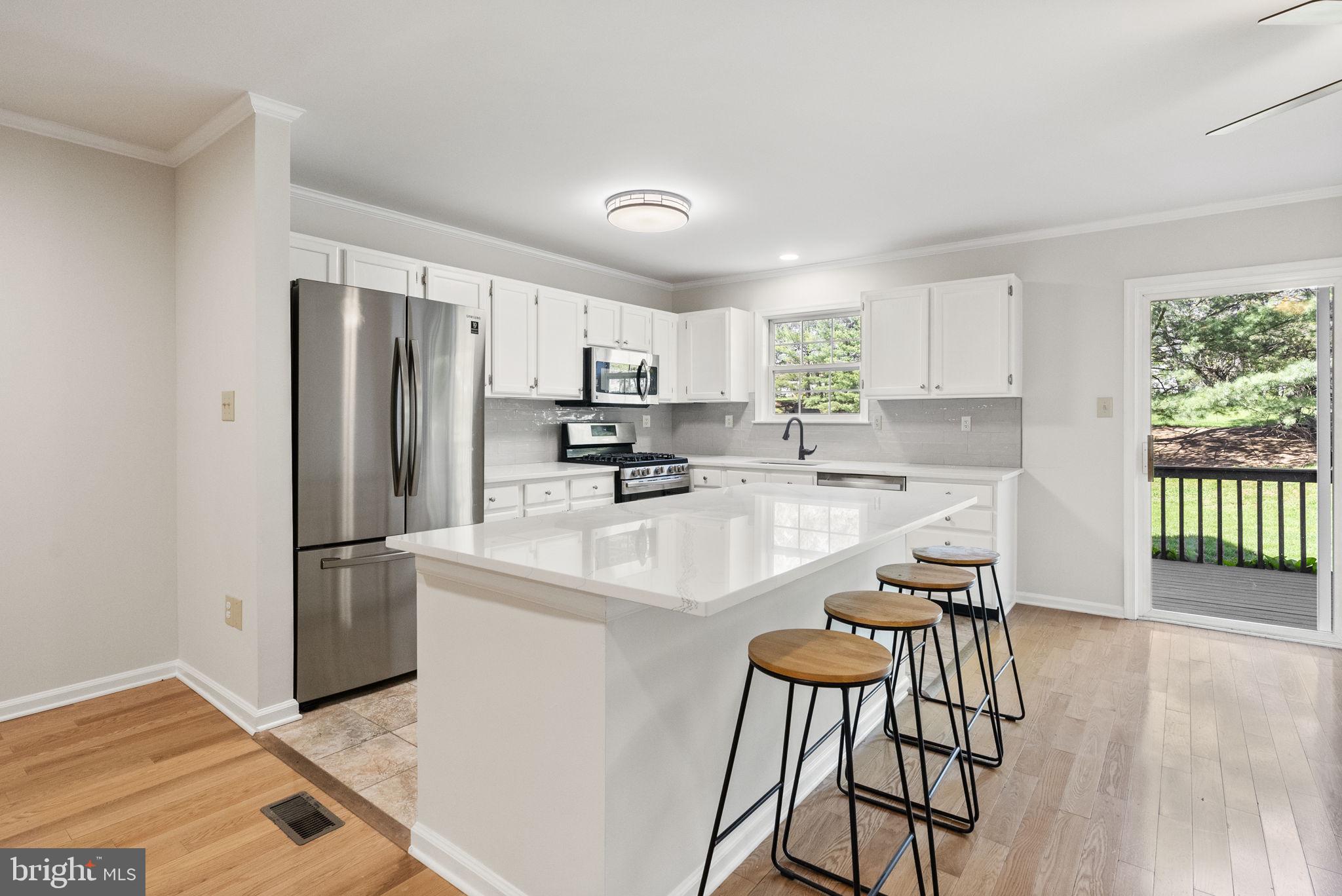 HAMILTON CT - Residential