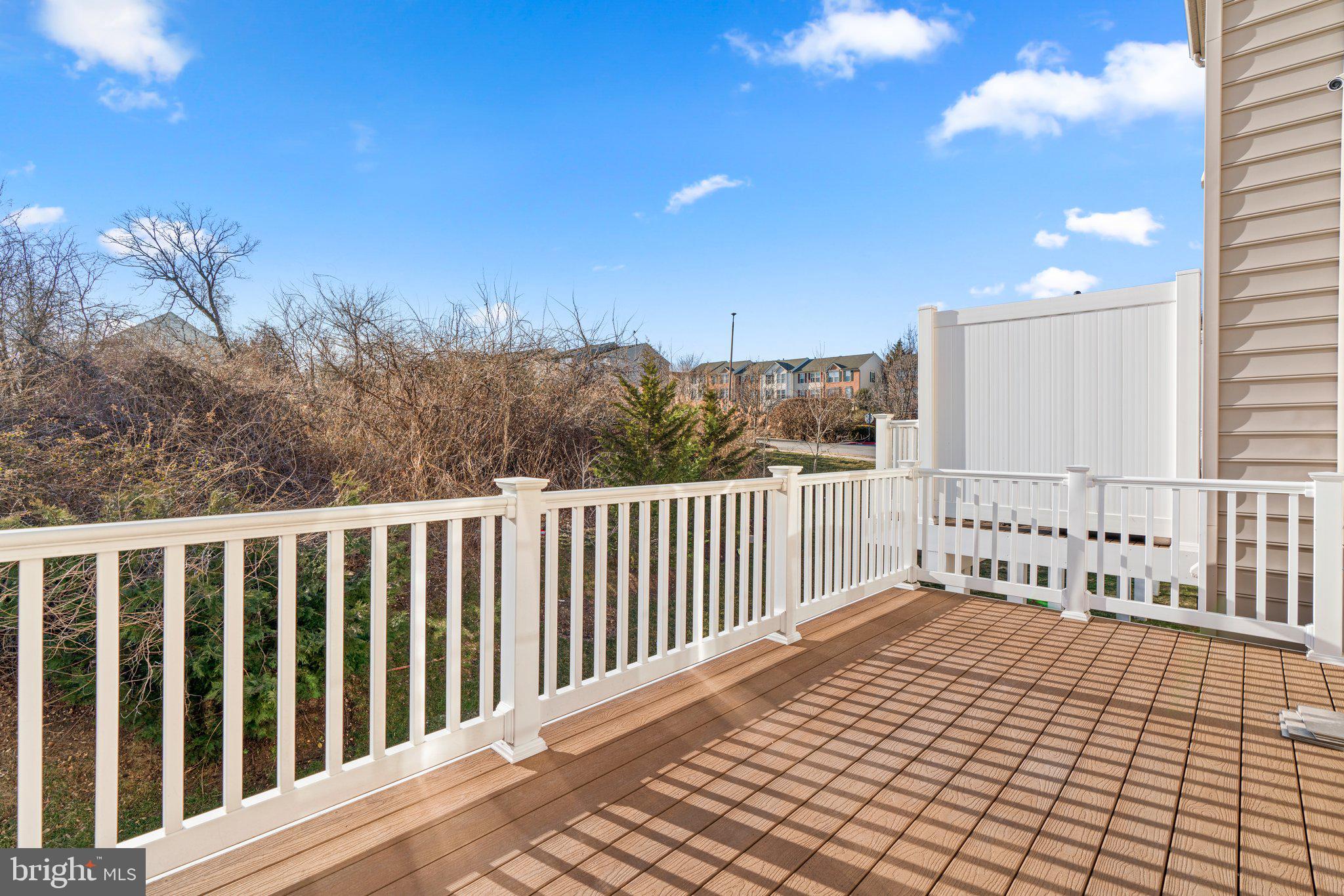 HOWARD SQUARE - Residential