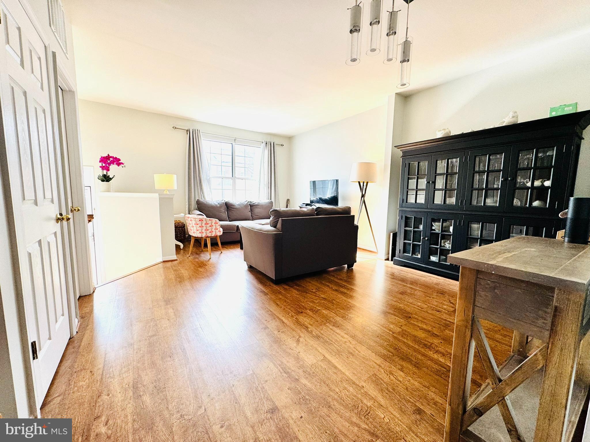 LIFESTYLE AT SULLY STATION - Residential Lease
