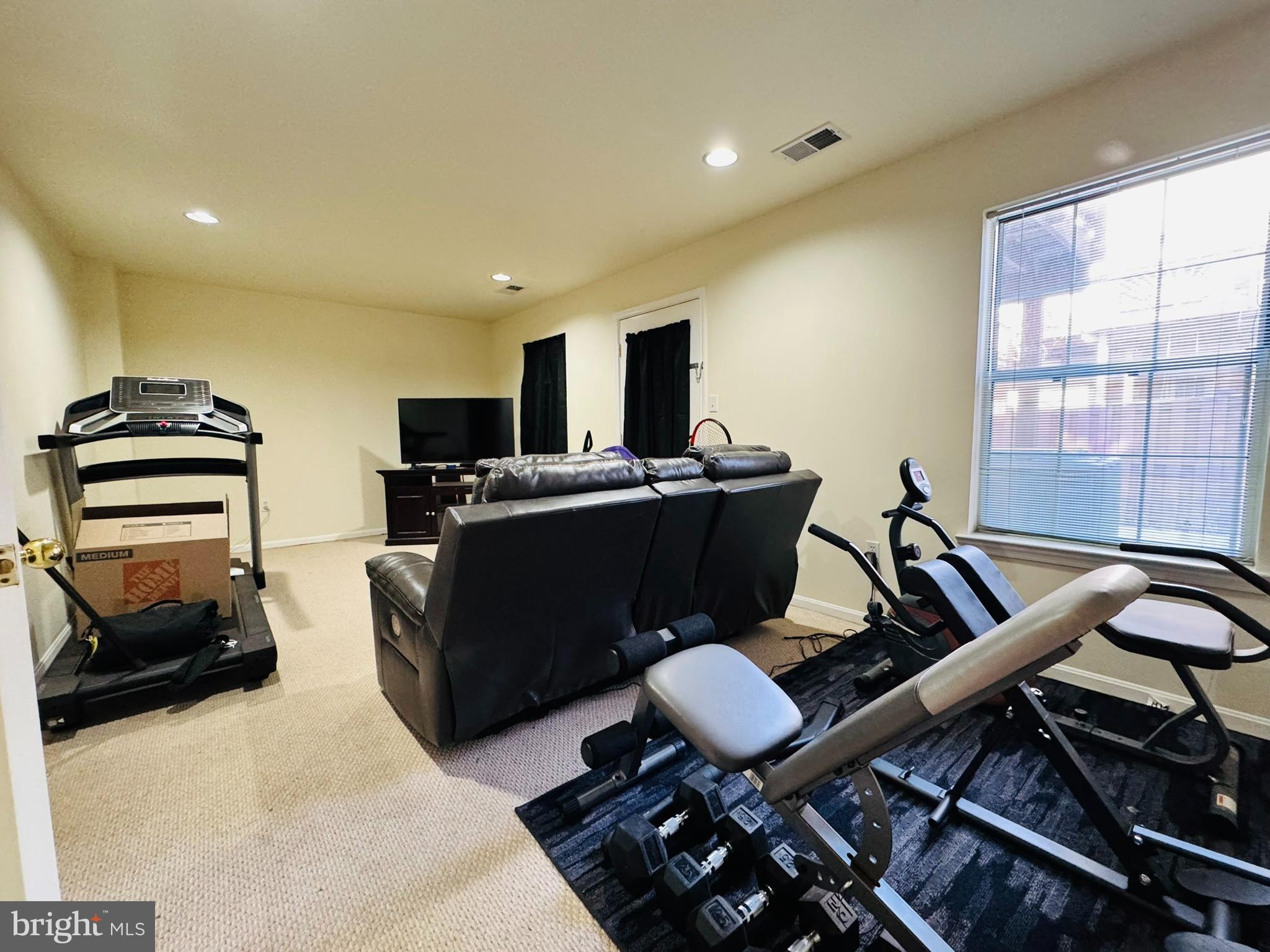 LIFESTYLE AT SULLY STATION - Residential Lease