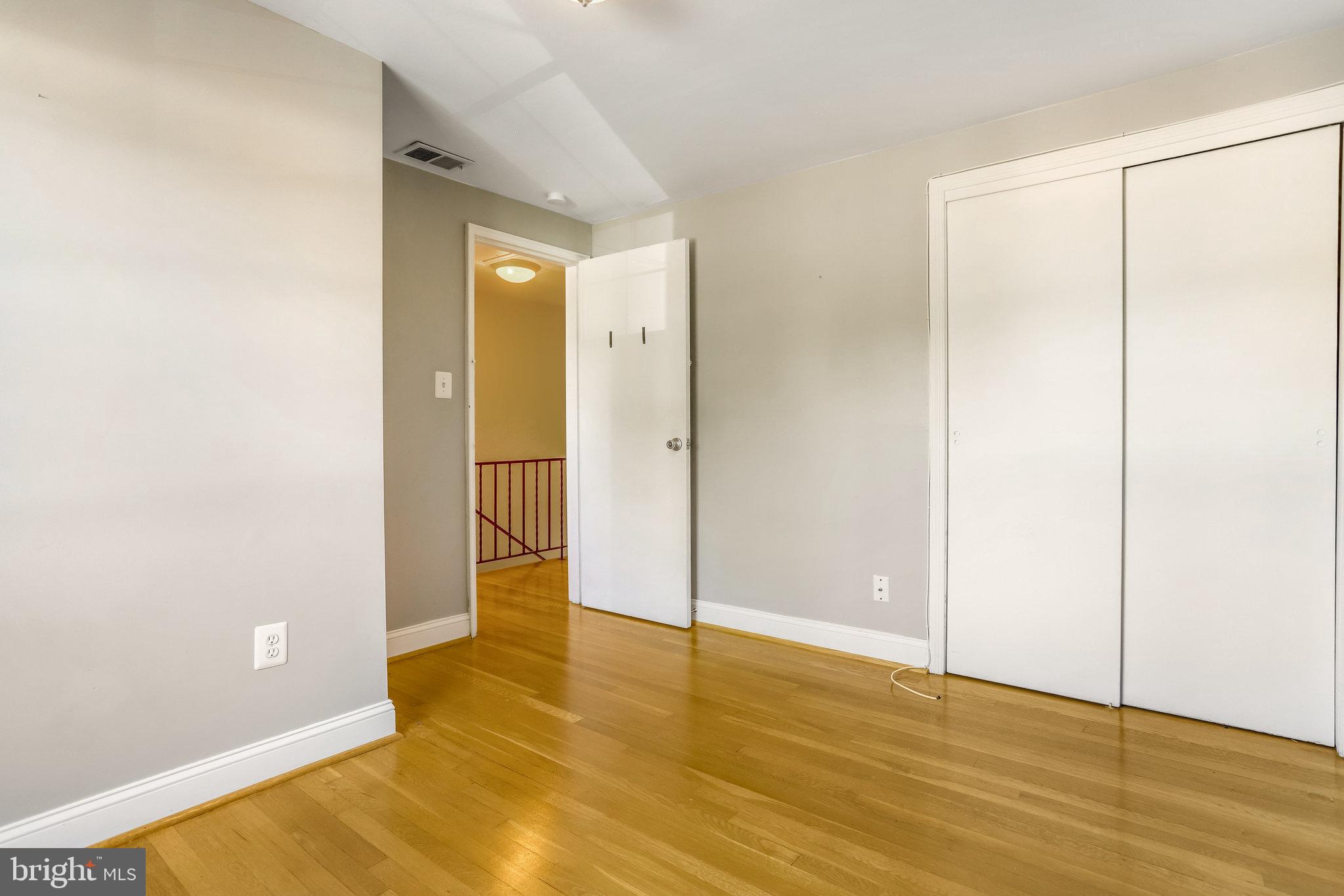 WARWICK VILLAGE - Residential