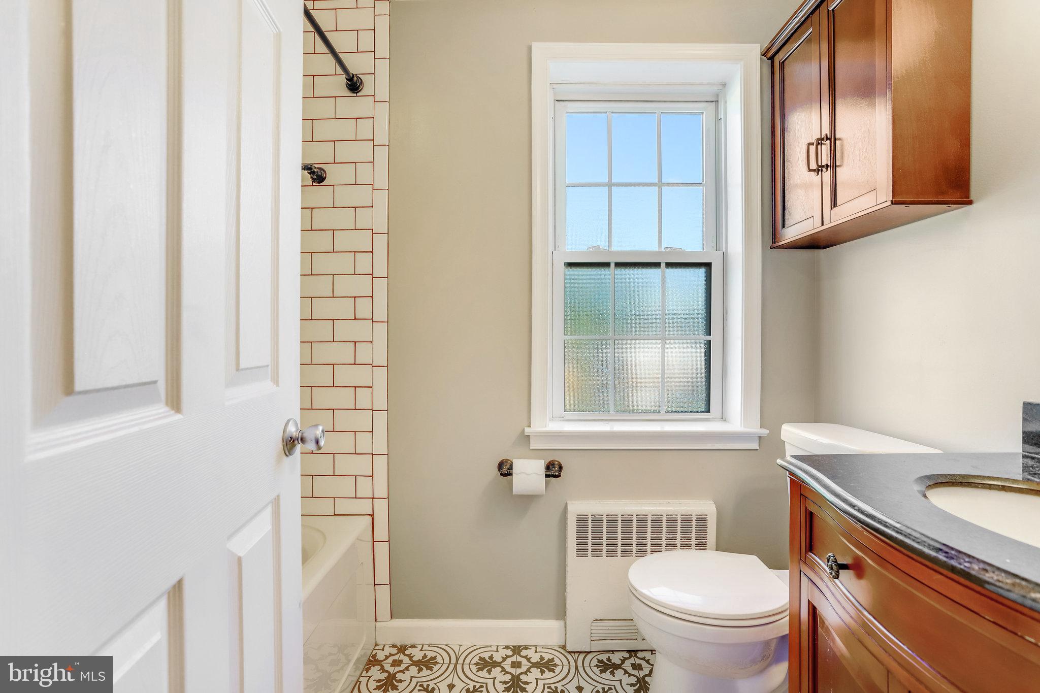 WARWICK VILLAGE - Residential