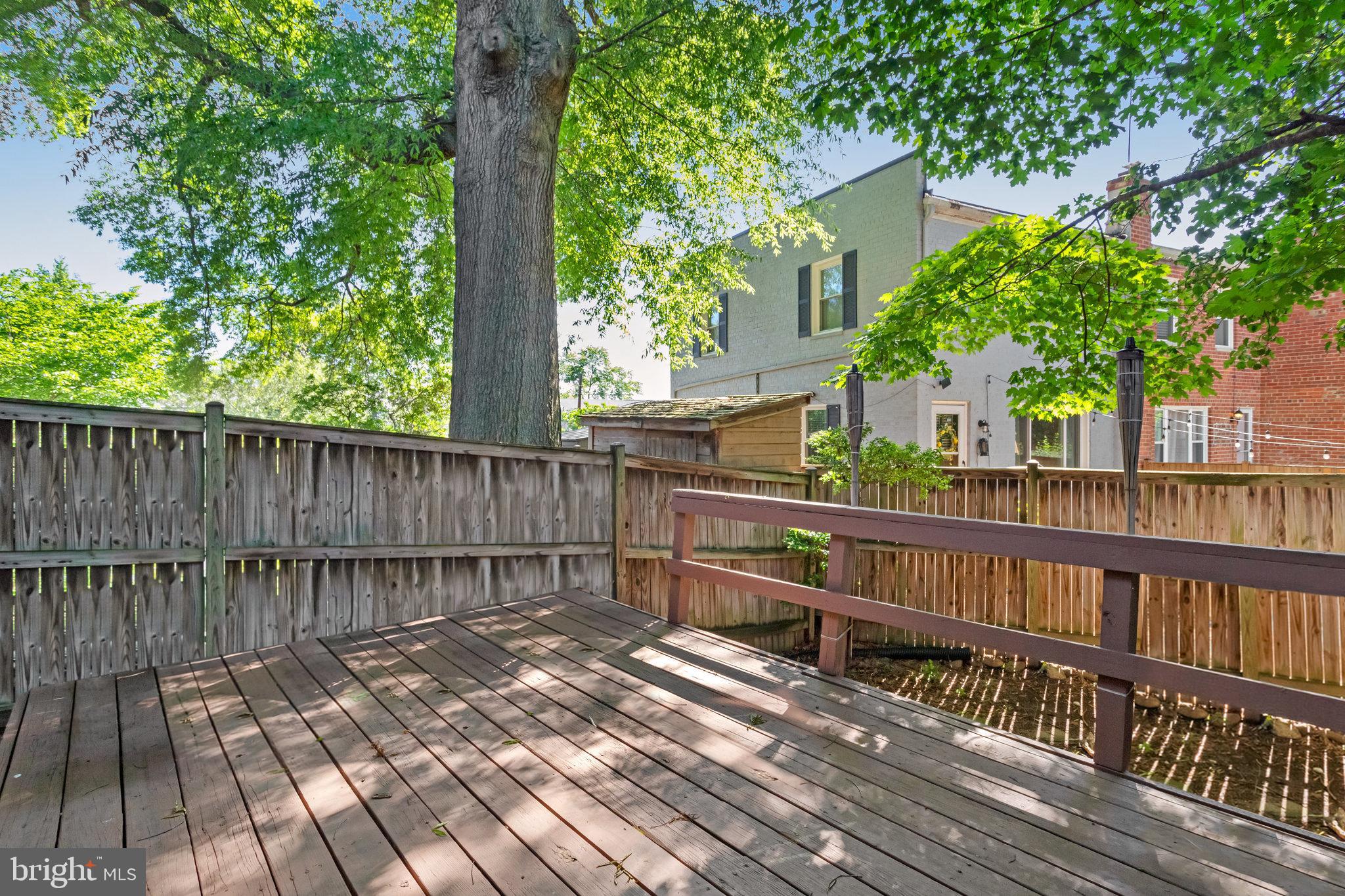 WARWICK VILLAGE - Residential