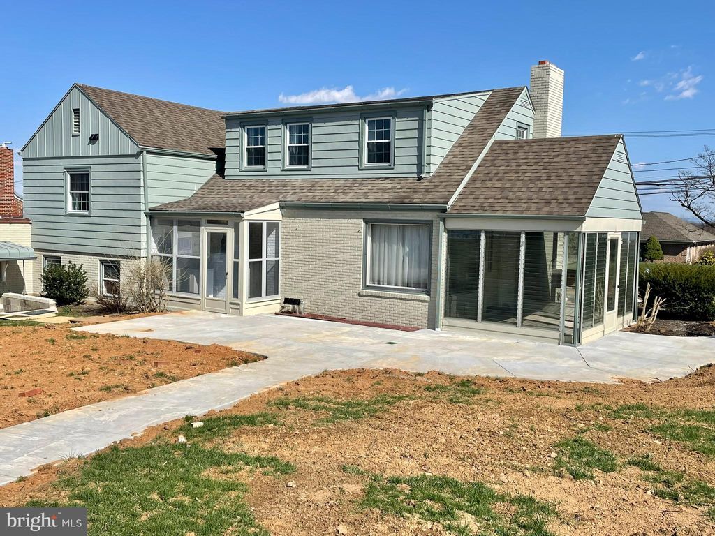 Photo of 241 Loudon Rd, MERCERSBURG, PA 17236 (MLS # PAFL2030416)