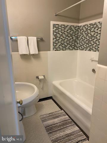 RITTENHOUSE SQUARE - Residential Lease