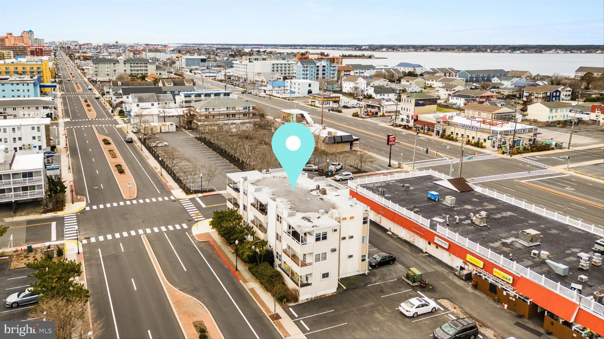 2801 N BALTIMORE AVENUE 309 HOLIDAY PLAZA