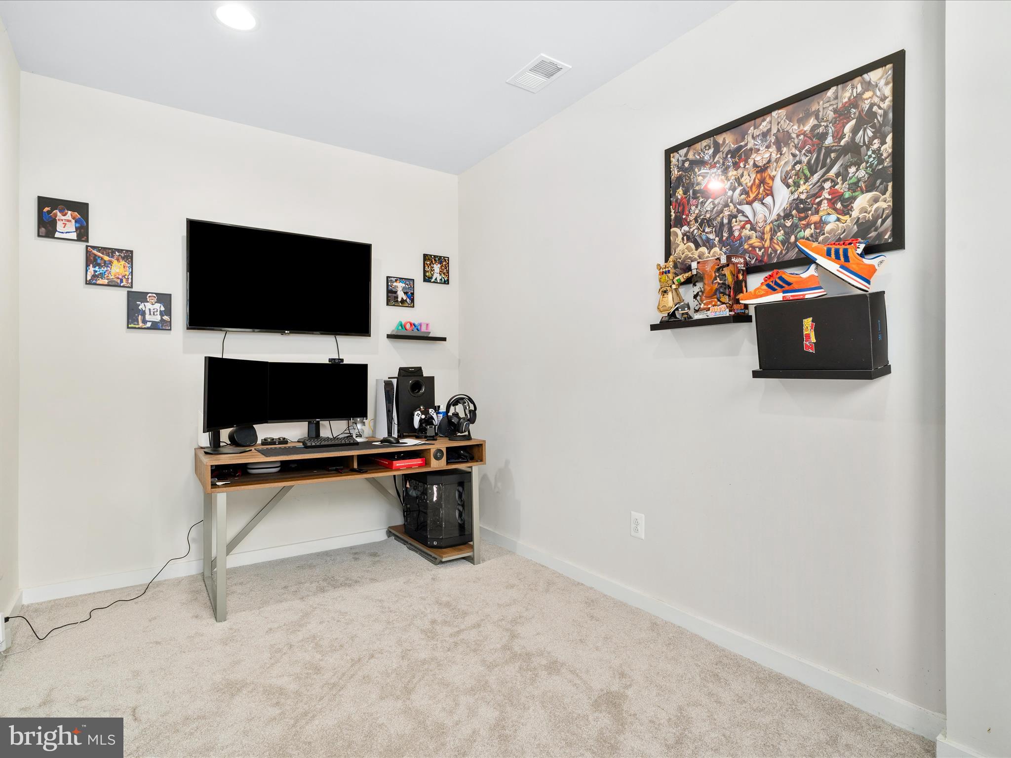 TUSCARORA CREEK - Residential Lease