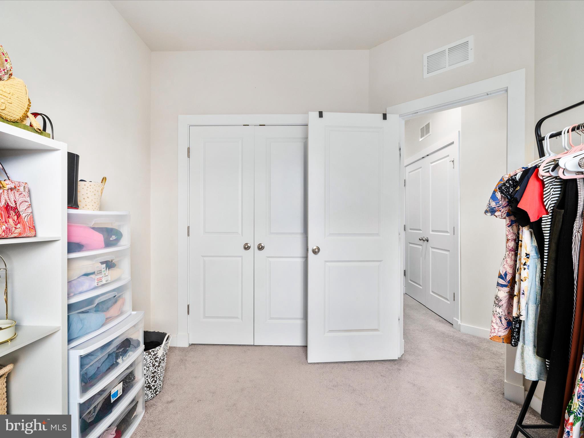 TUSCARORA CREEK - Residential Lease