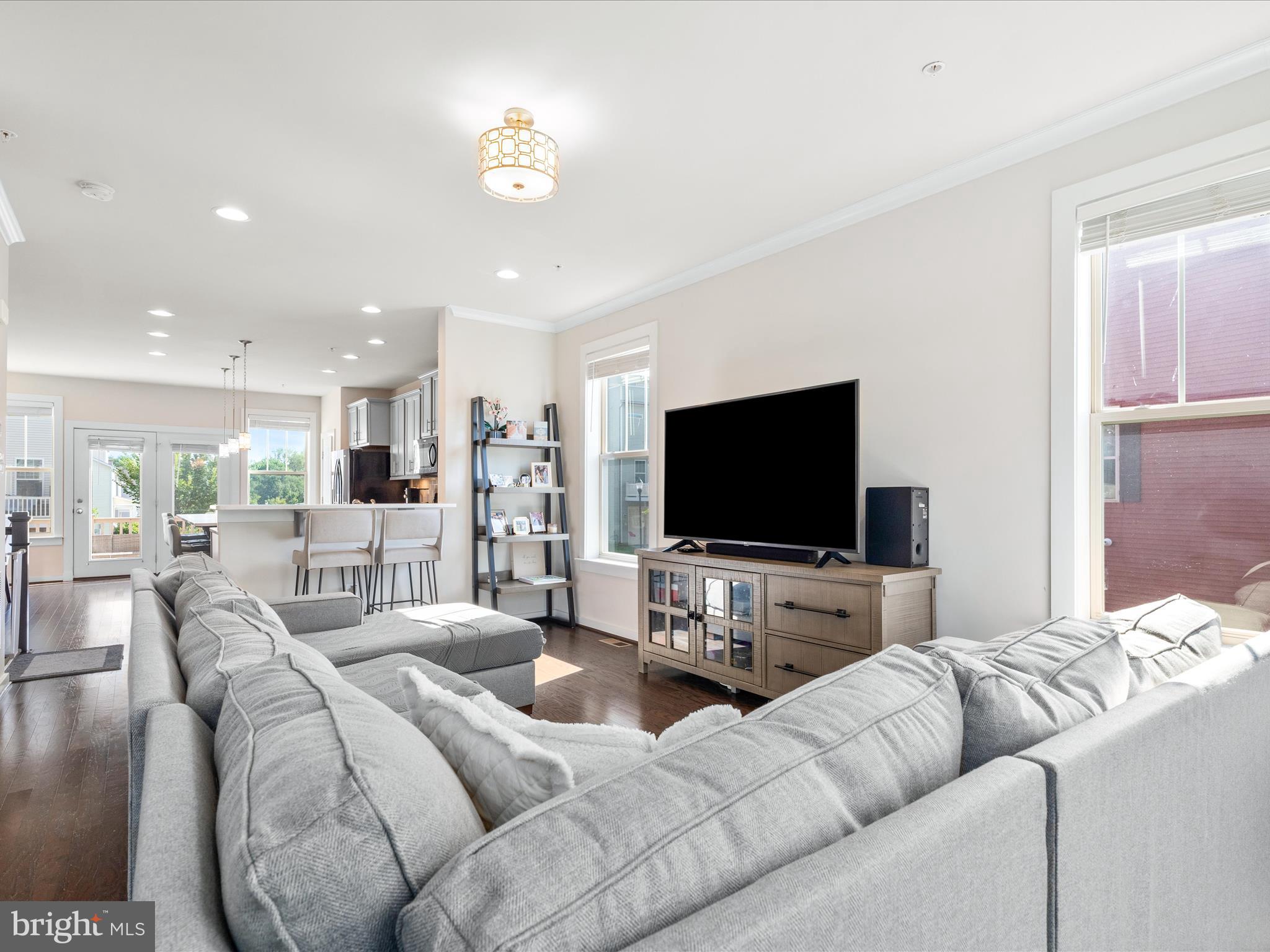 TUSCARORA CREEK - Residential Lease