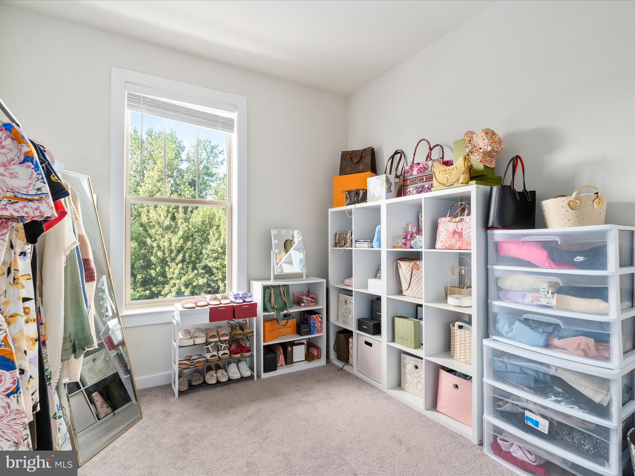 TUSCARORA CREEK - Residential Lease