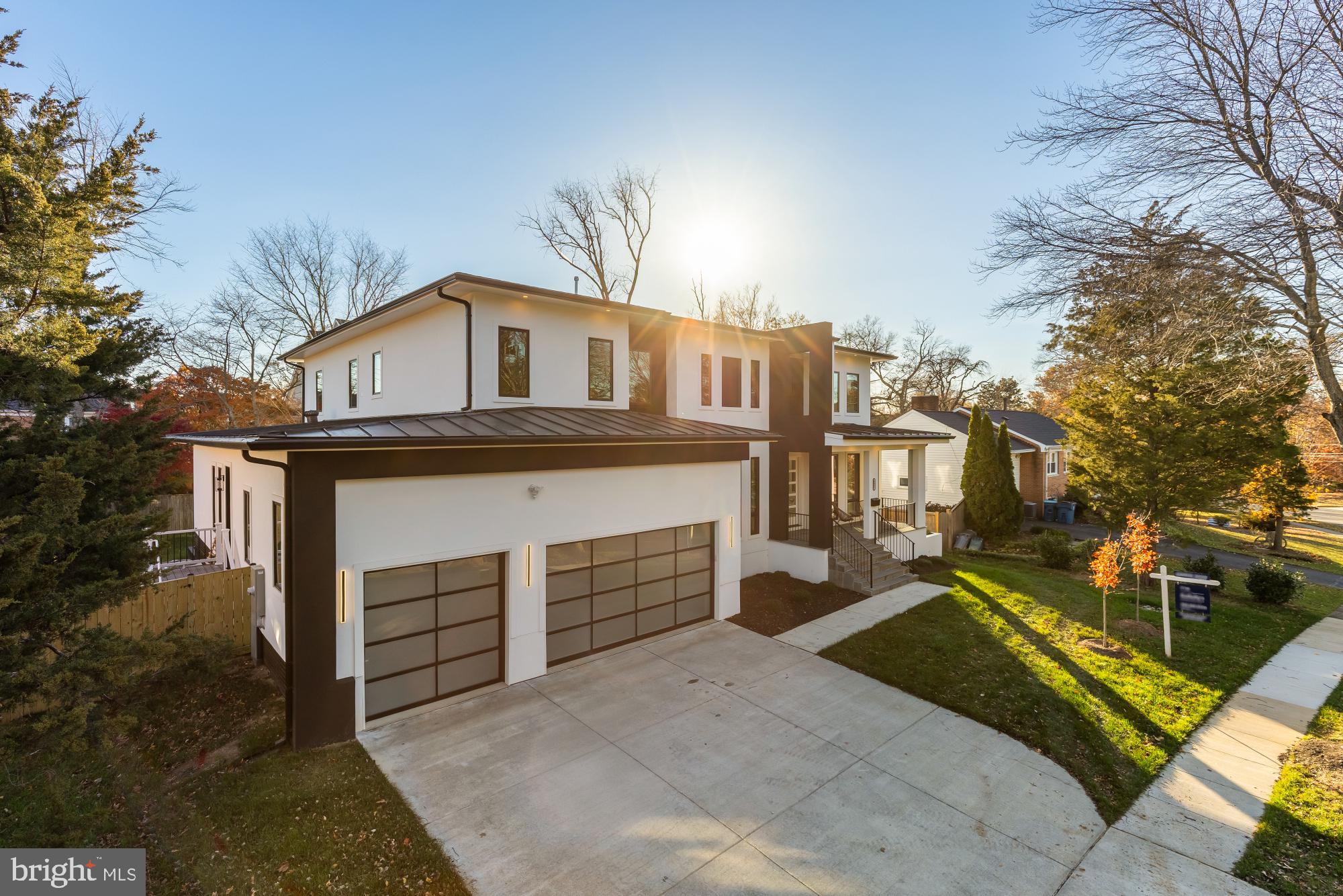 6935 SOUTHRIDGE DRIVE