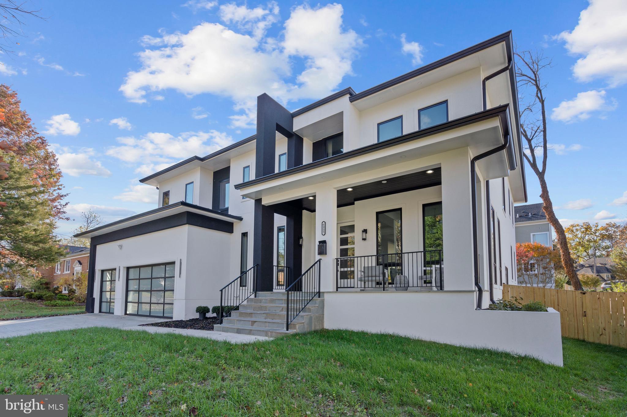 6935 SOUTHRIDGE DRIVE