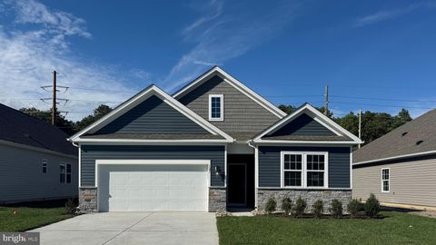Photo of 127 Hilton Head Court Drive, EGG HARBOR TOWNSHIP, NJ 08234 (MLS # NJAC2021208)