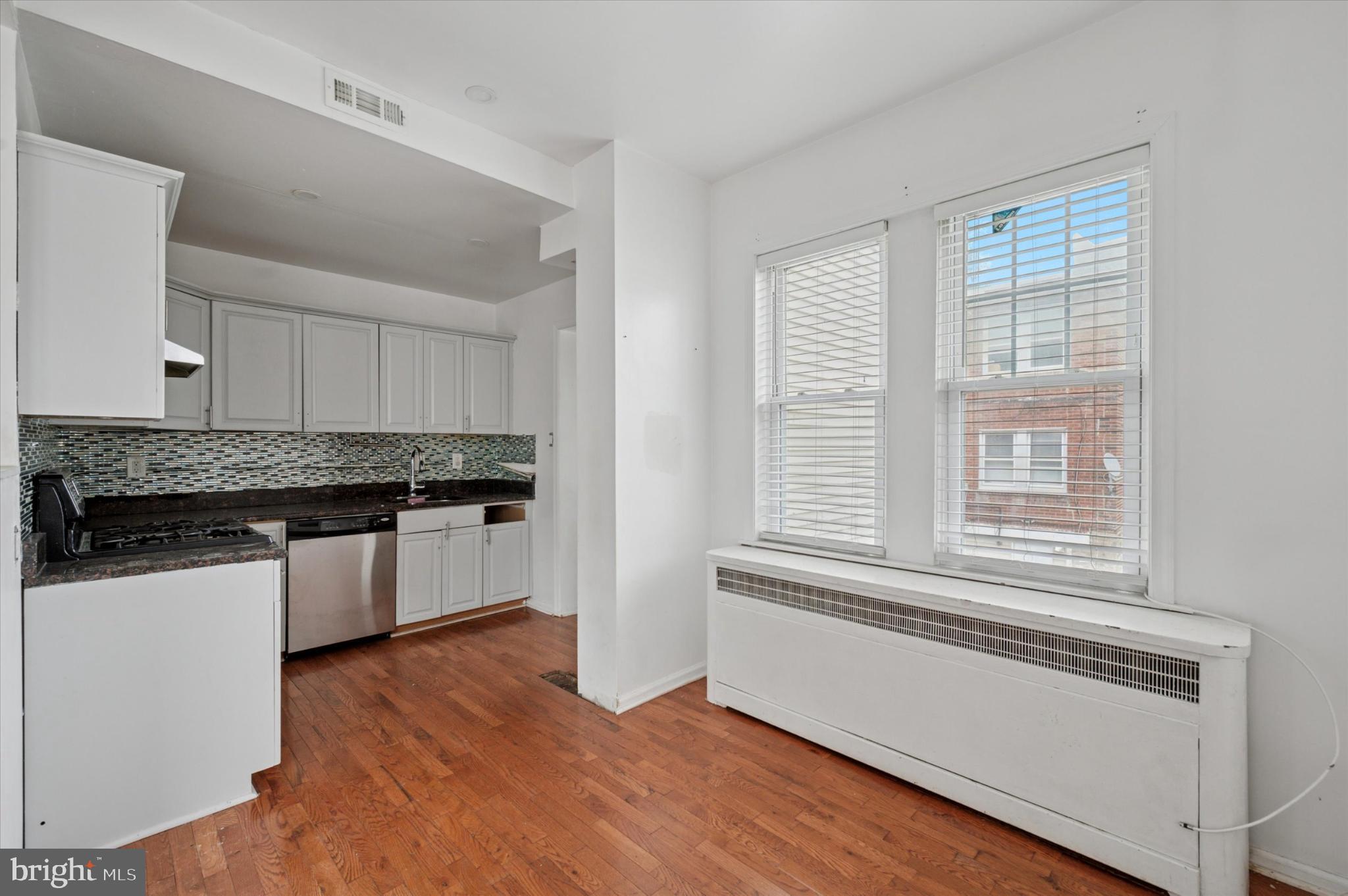 PHILADELPHIA - Residential