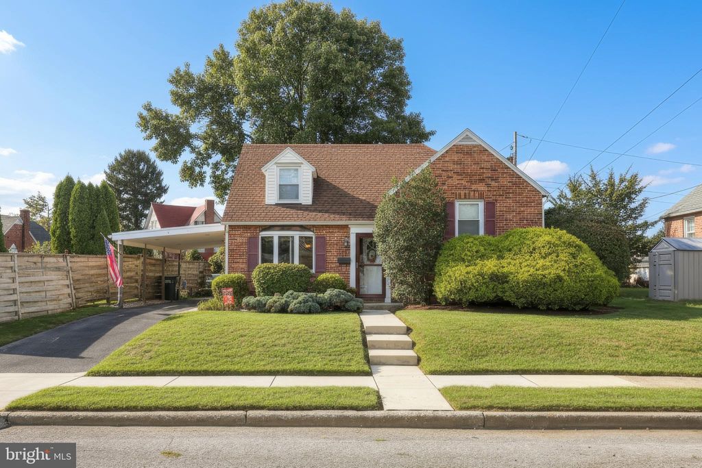 Photo of 714 May Street, YORK, PA 17404 (MLS # PAYK2089372)