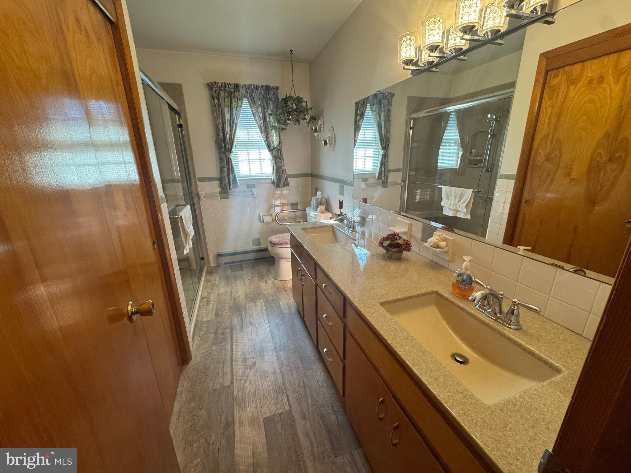 OAKWOOD - Residential