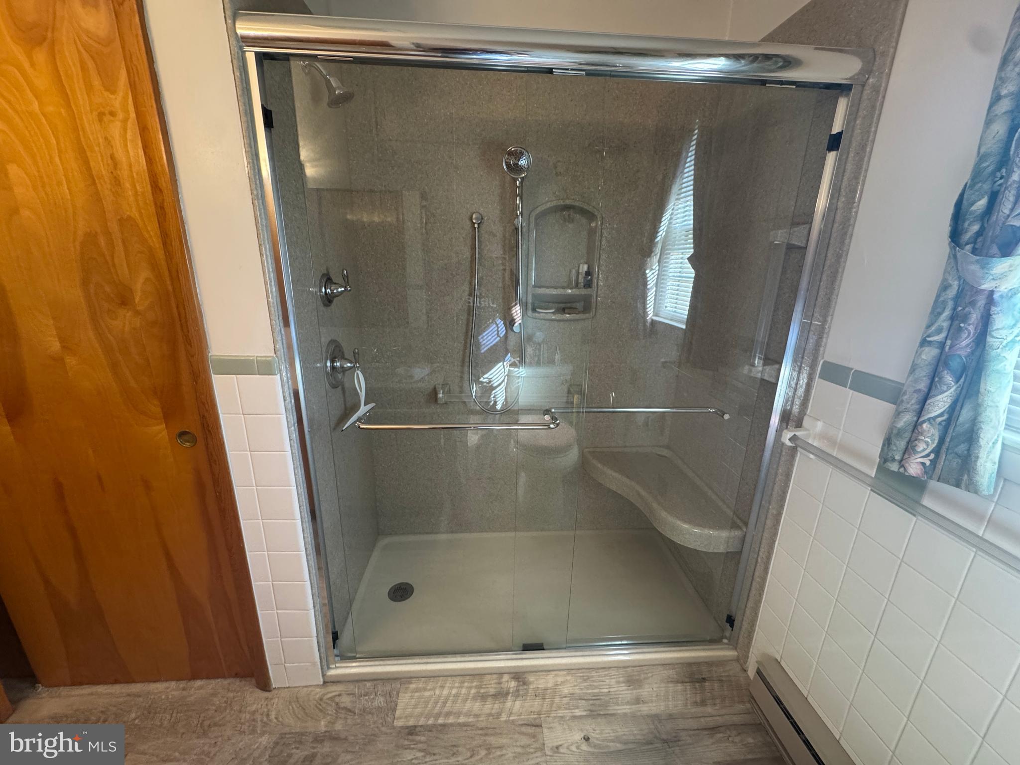 OAKWOOD - Residential