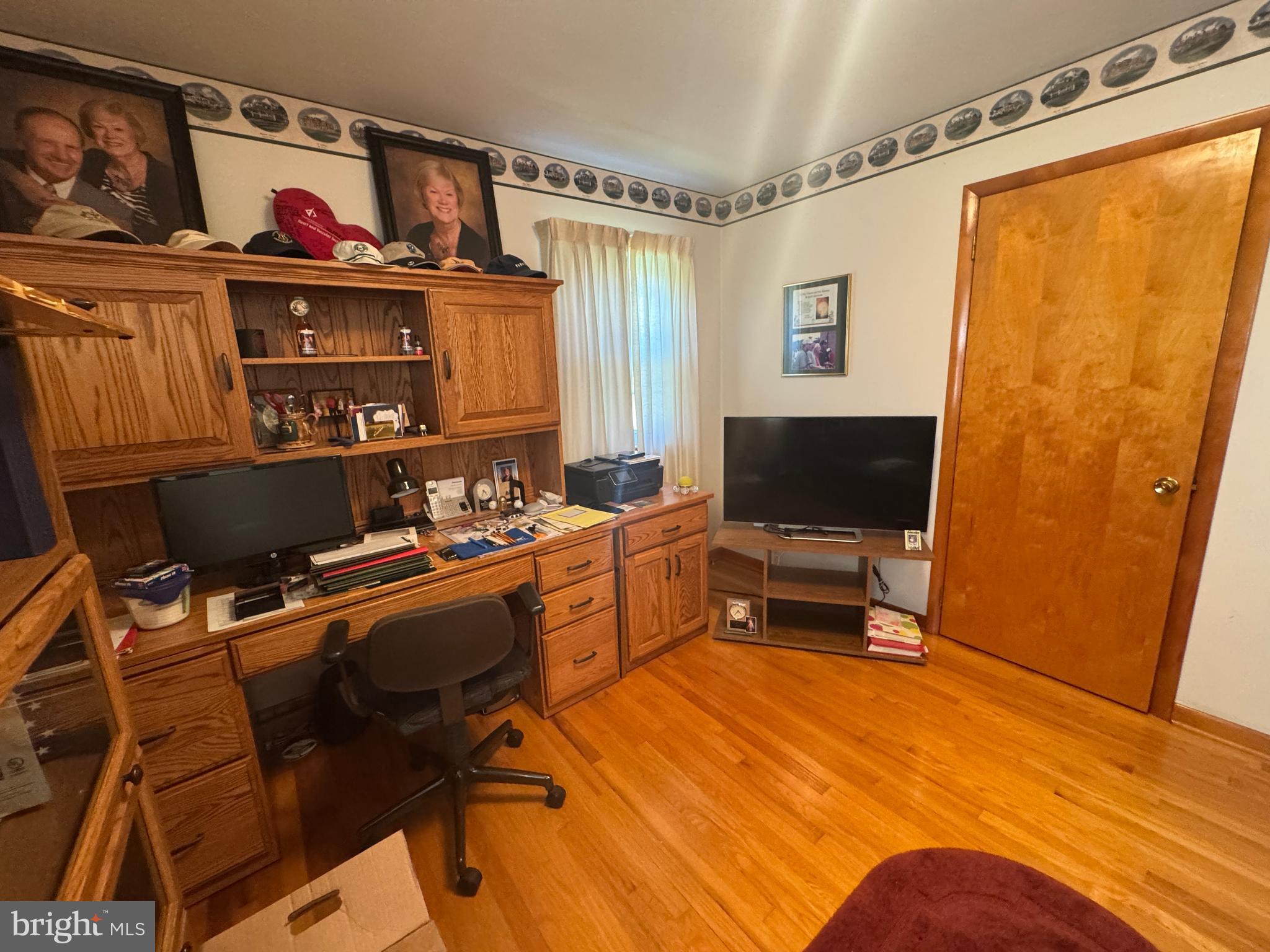 OAKWOOD - Residential