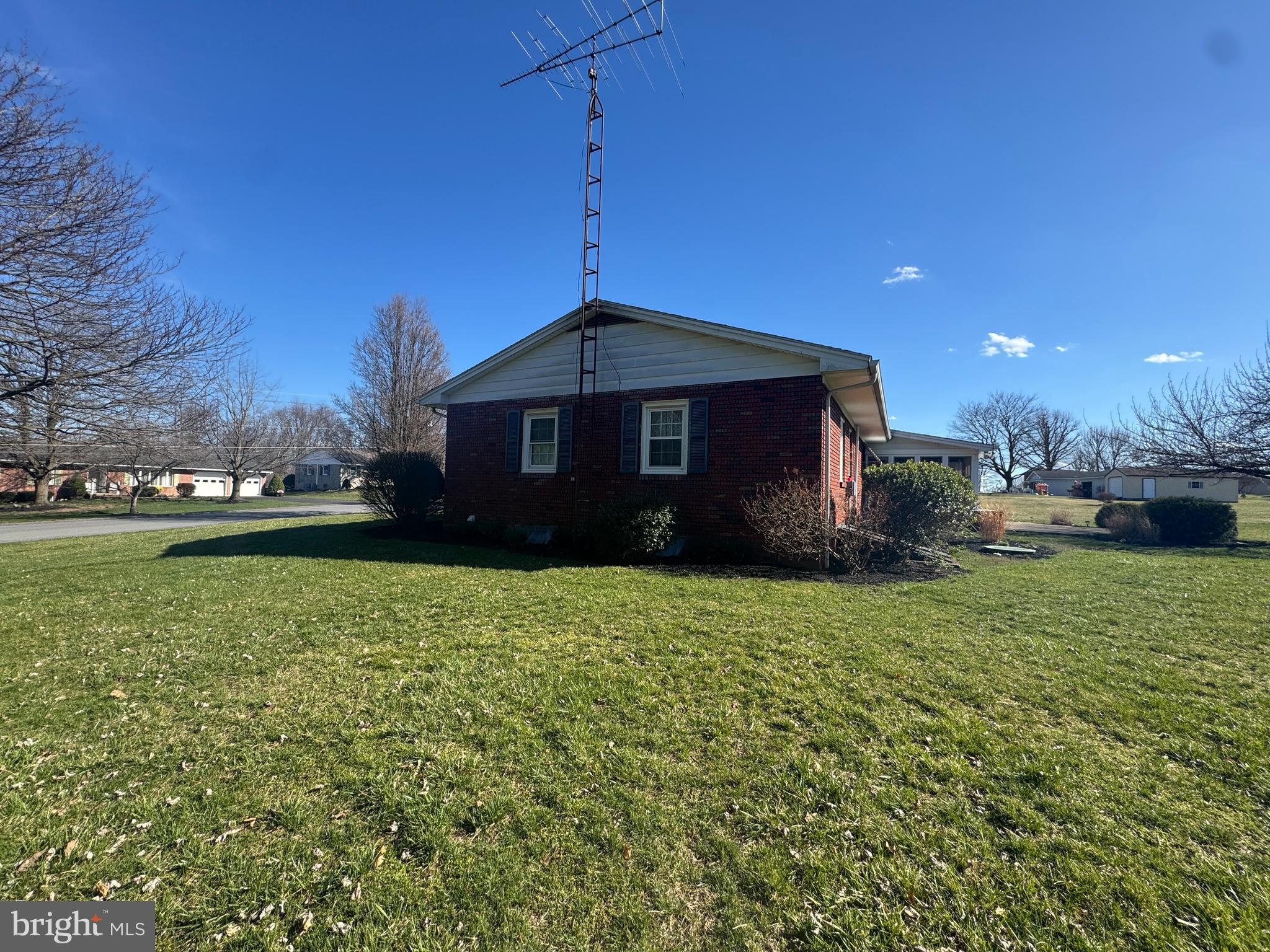 OAKWOOD - Residential