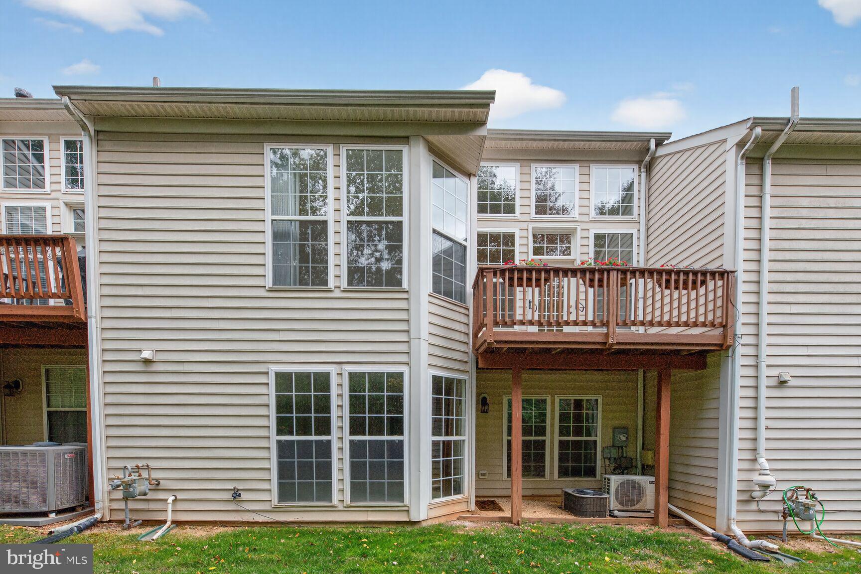 CENTRAL PARKE AT LOWES ISLAND - Residential