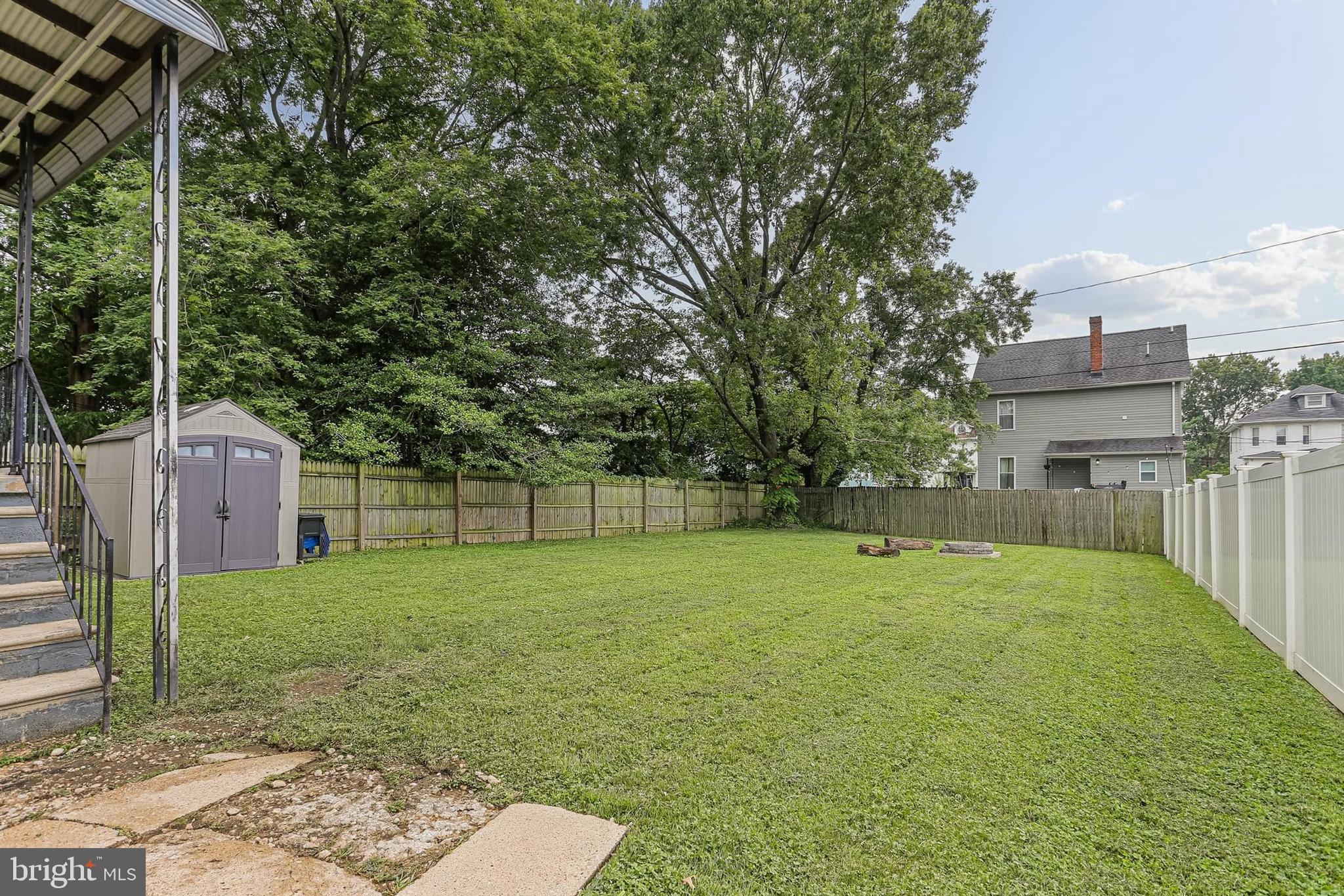 BEVERLY HILLS - Residential