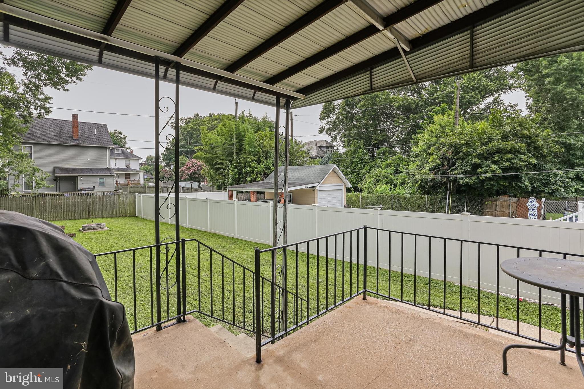 BEVERLY HILLS - Residential