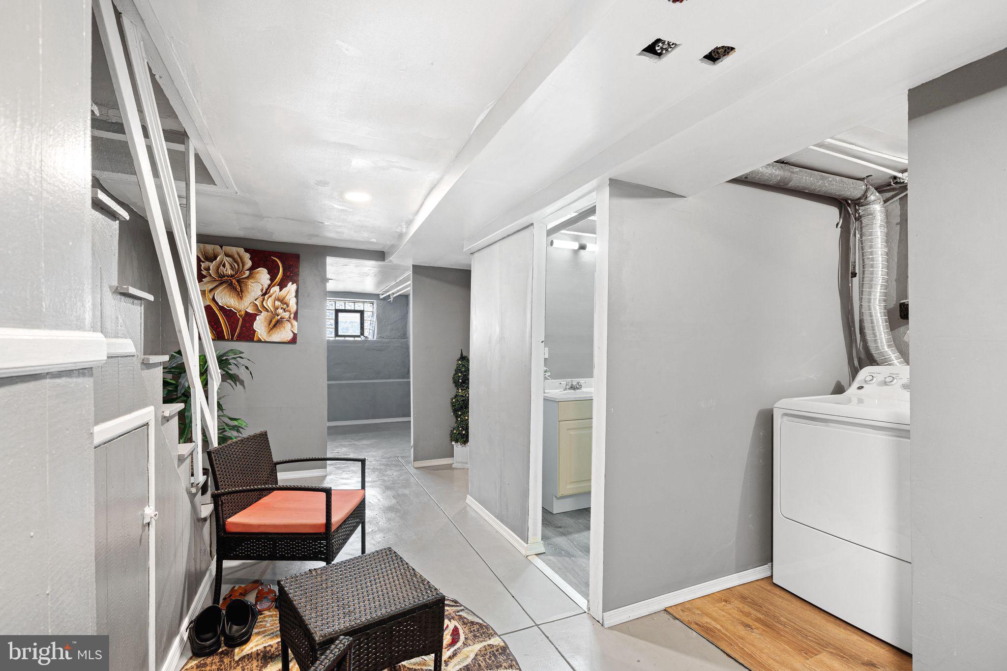 NORTHWOOD - Residential