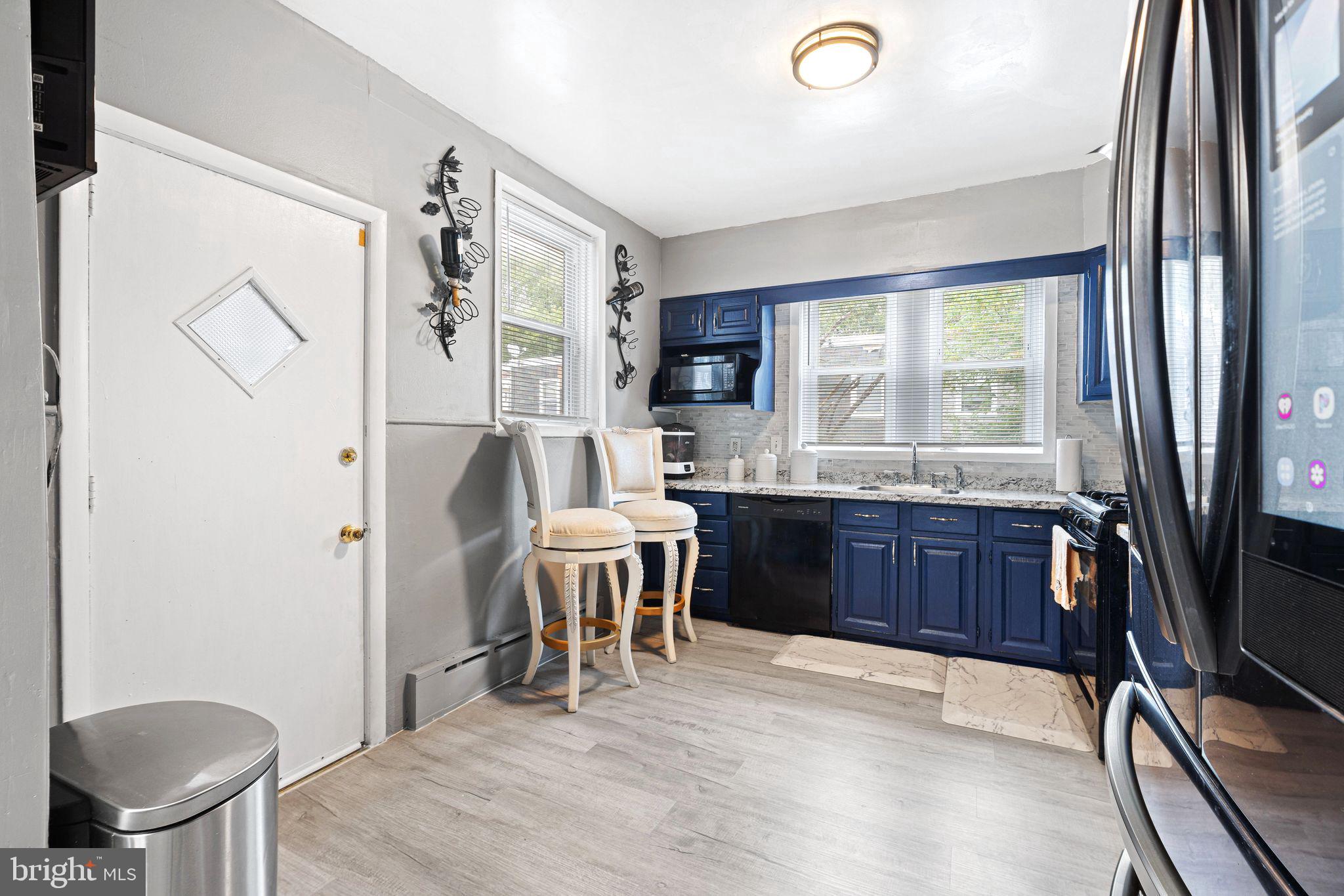 NORTHWOOD - Residential