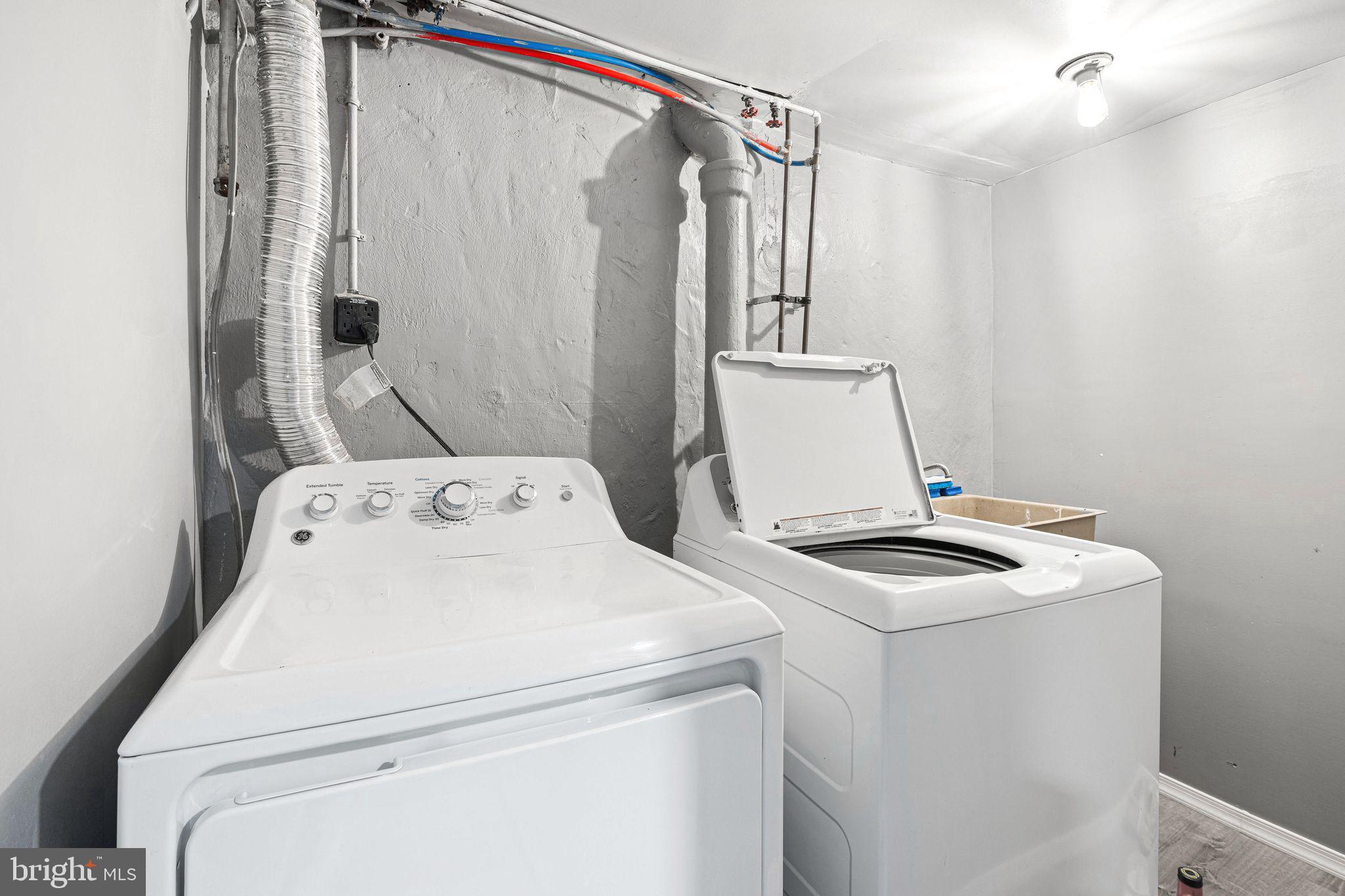 NORTHWOOD - Residential