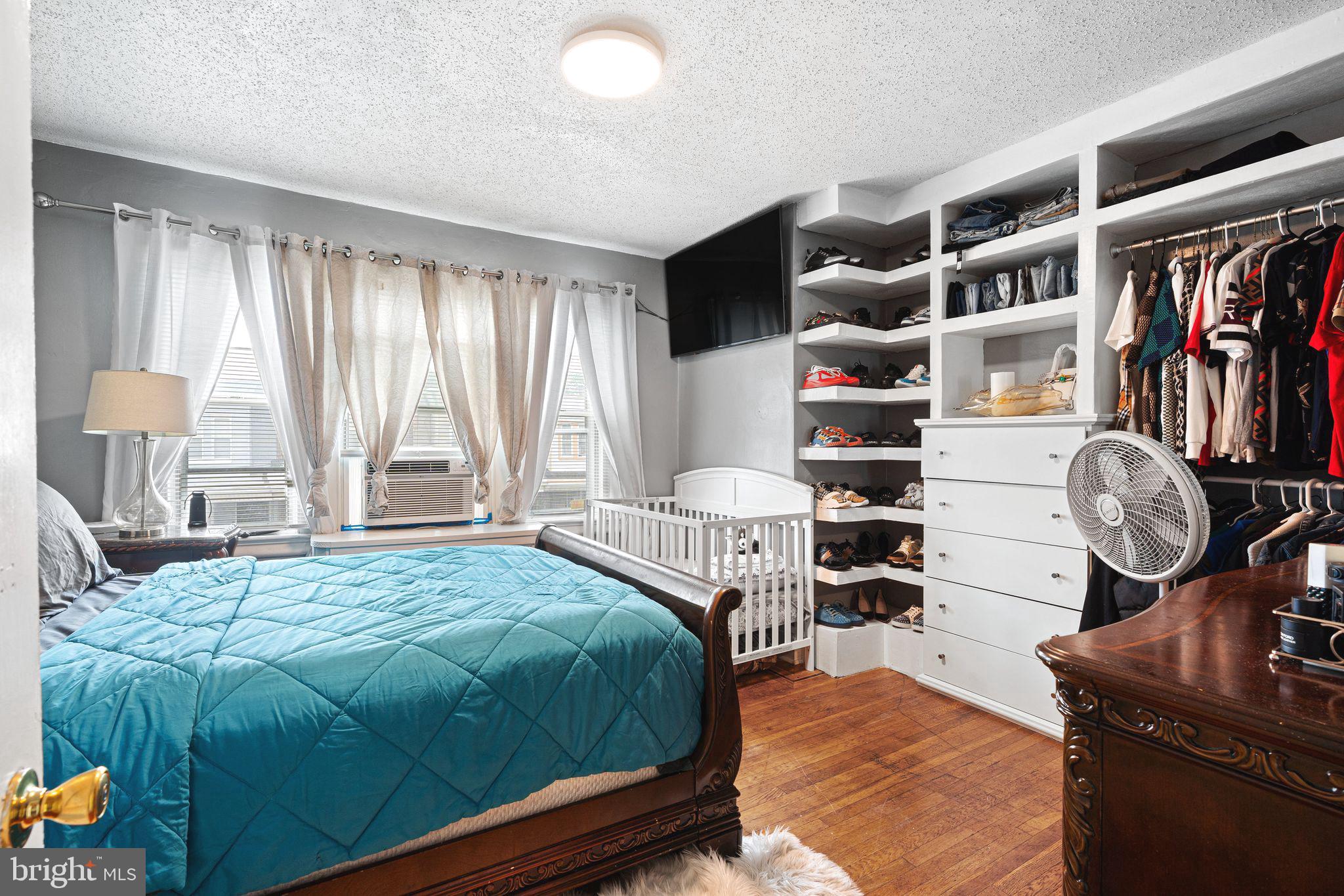 NORTHWOOD - Residential