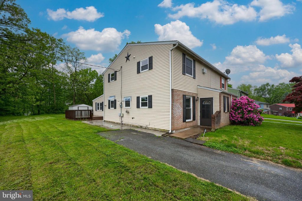 Photo of 578 Creekside Lane, Mount Joy, PA 17552 (MLS # PALA2051084)