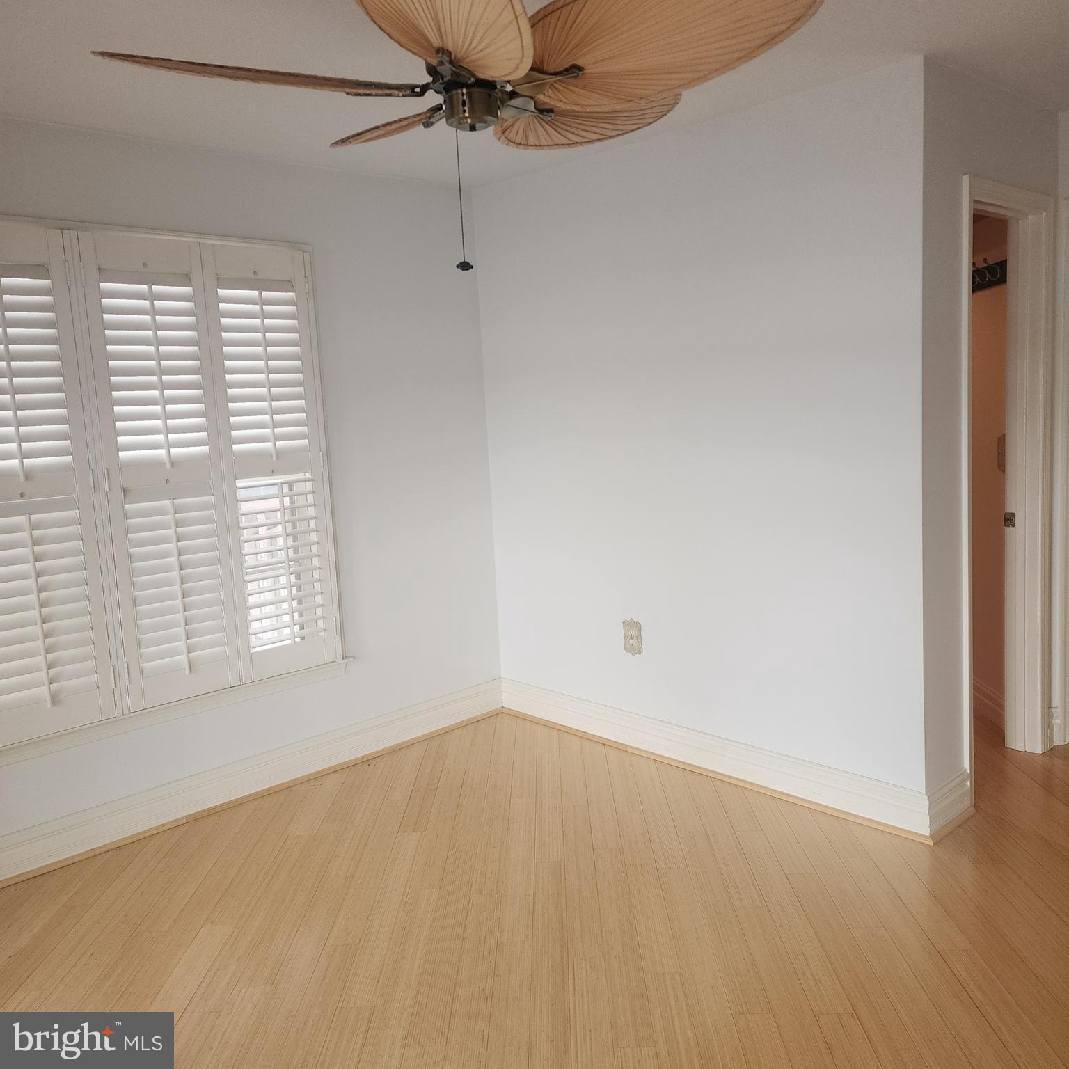 SENECA POINTE - Residential