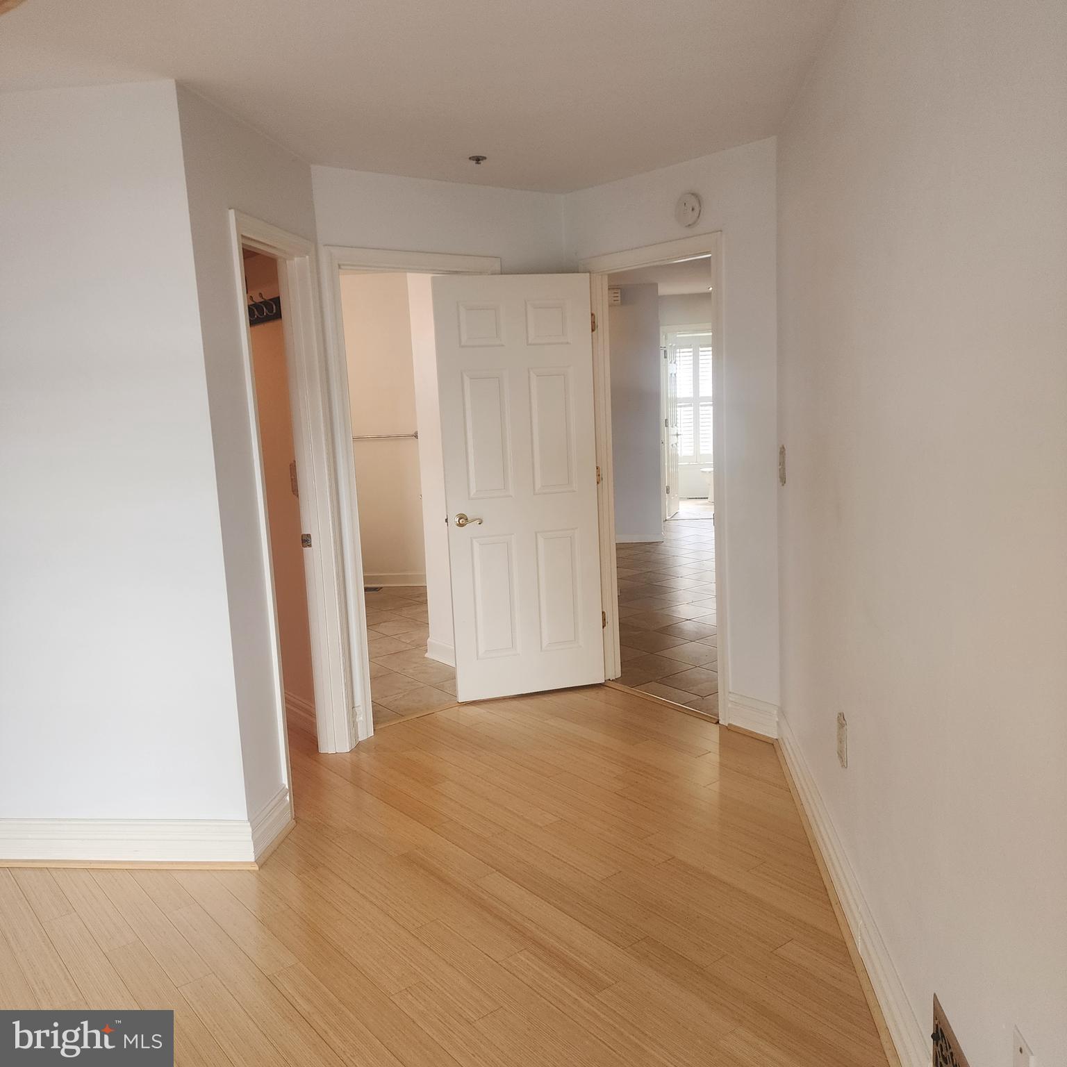 SENECA POINTE - Residential