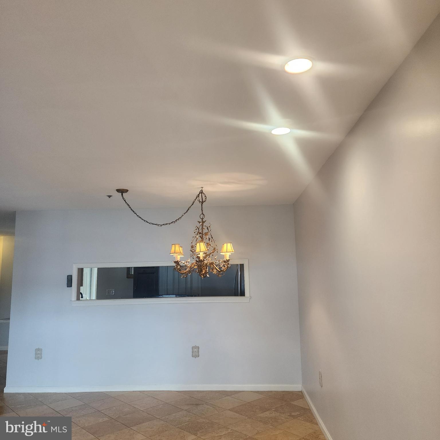 SENECA POINTE - Residential