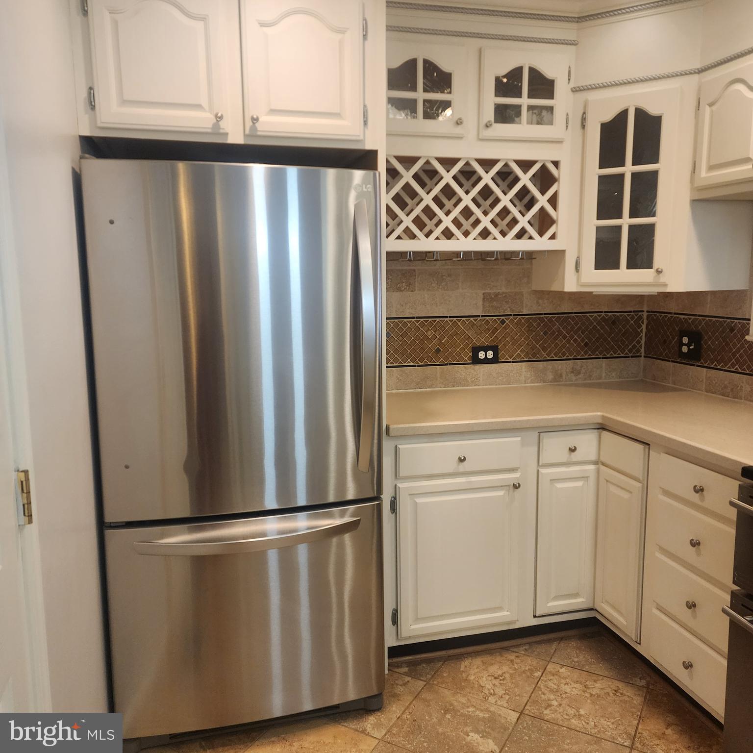 SENECA POINTE - Residential