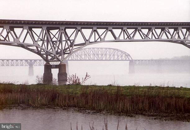 SENECA POINTE - Residential