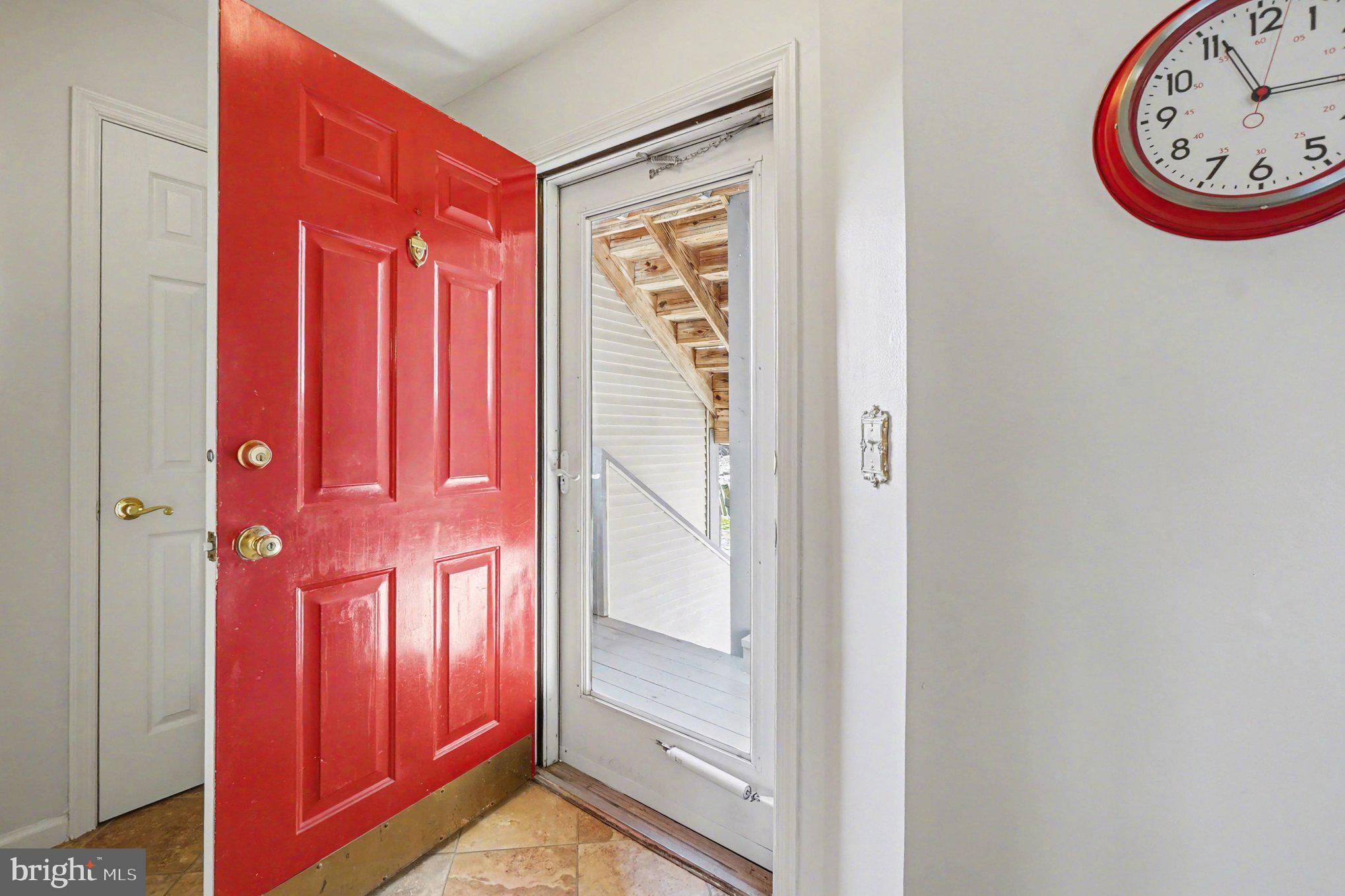 SENECA POINTE - Residential