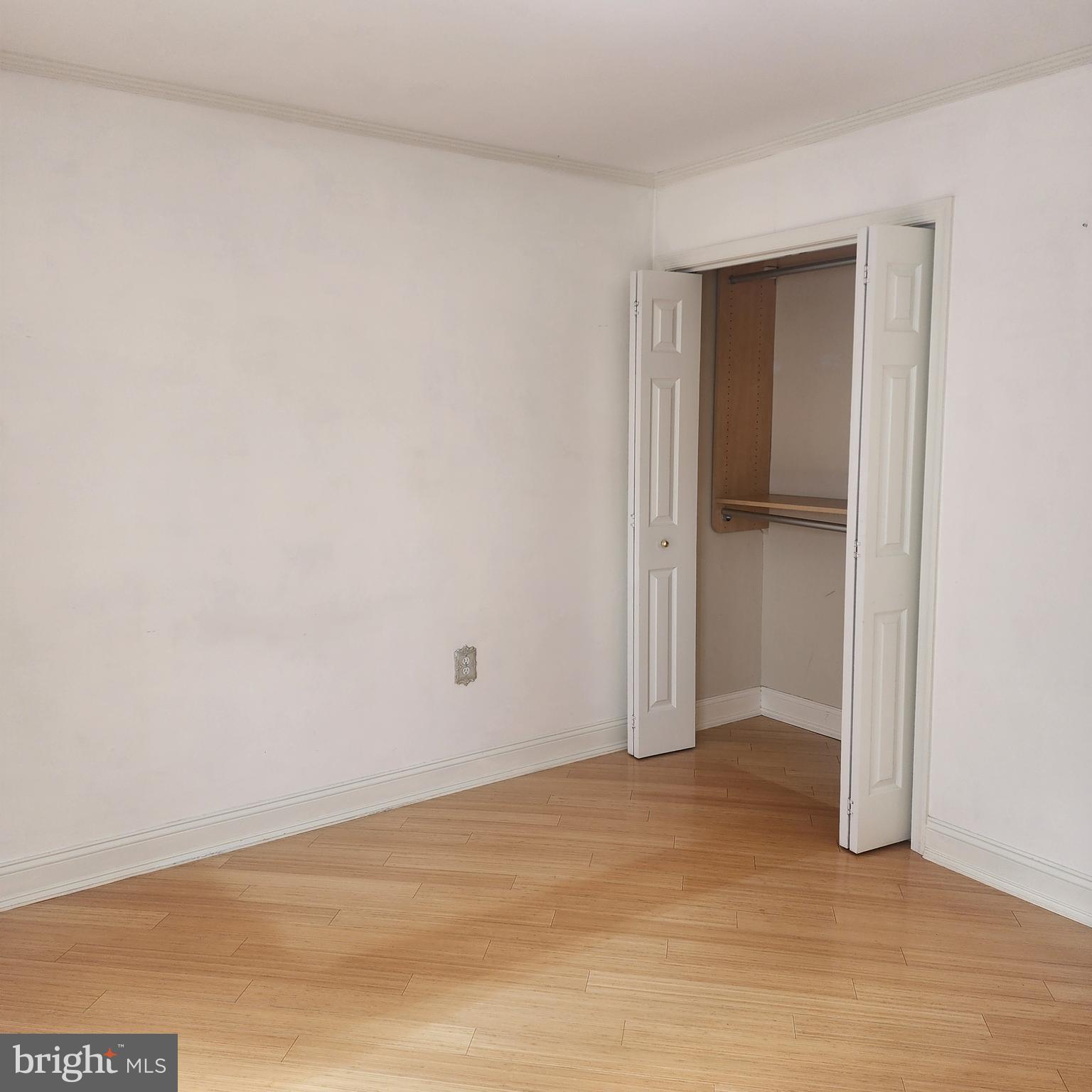 SENECA POINTE - Residential