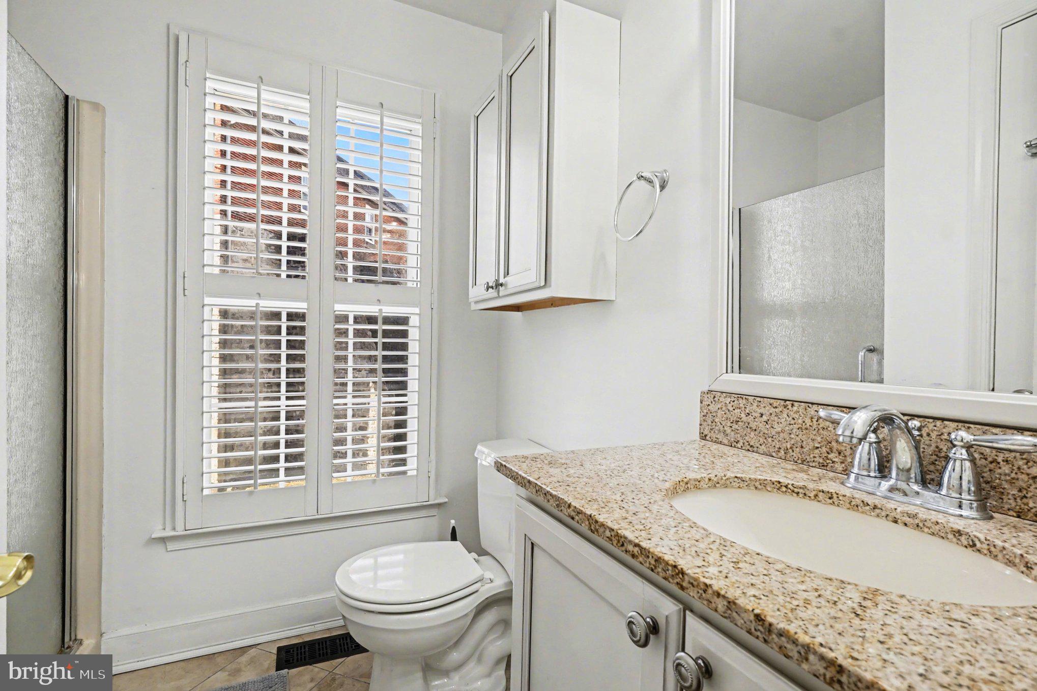 SENECA POINTE - Residential