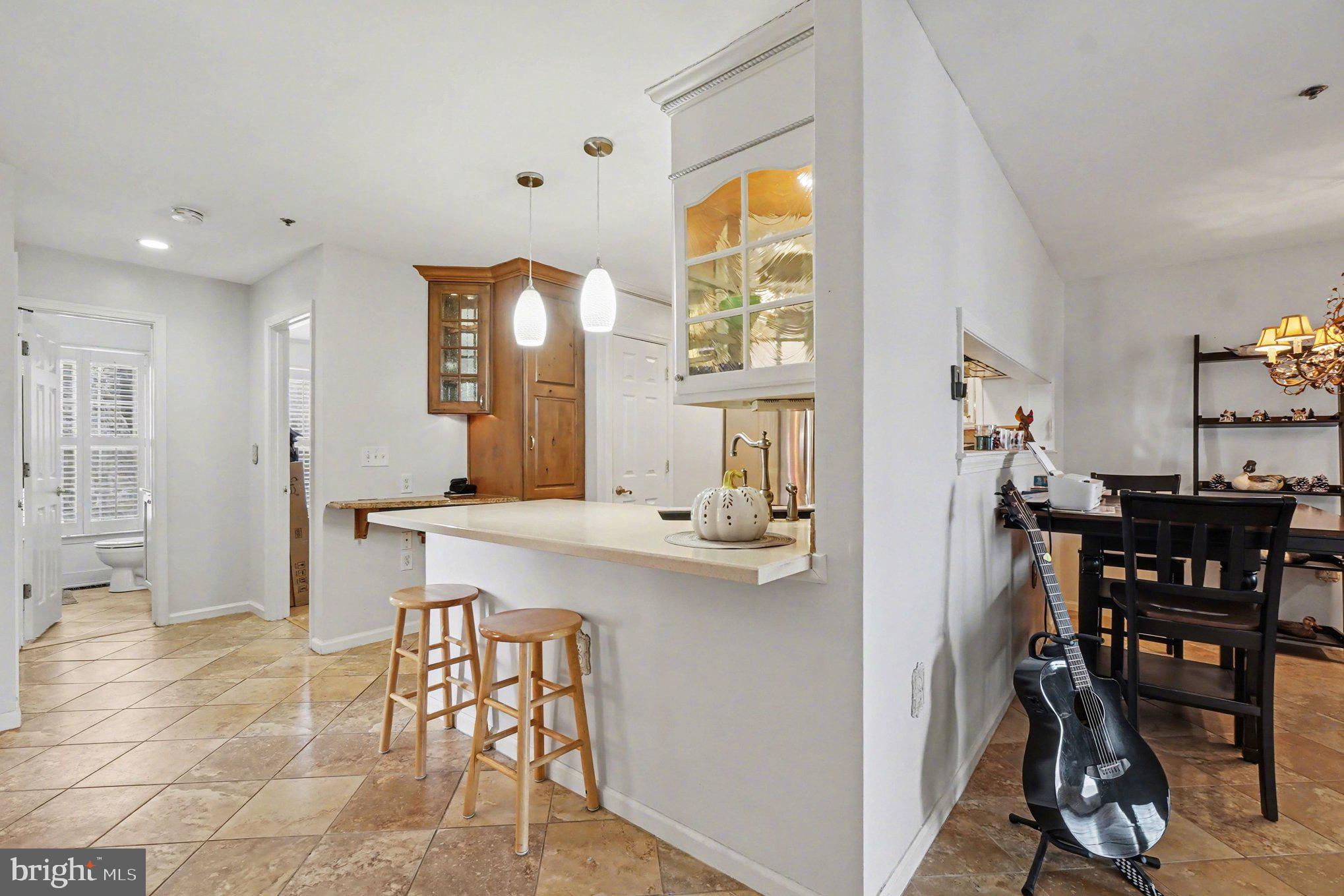 SENECA POINTE - Residential