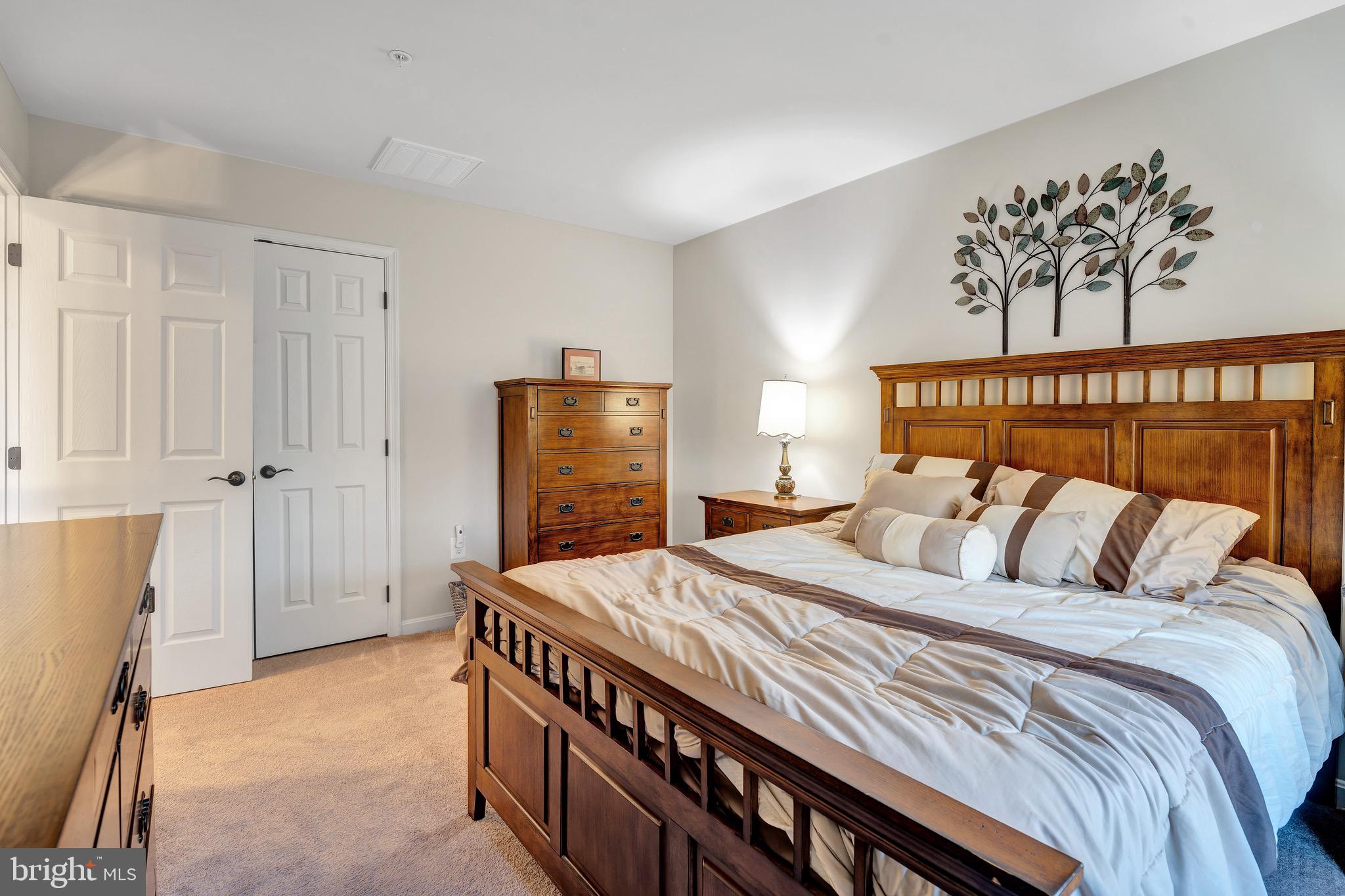 BEACON HILL - Residential