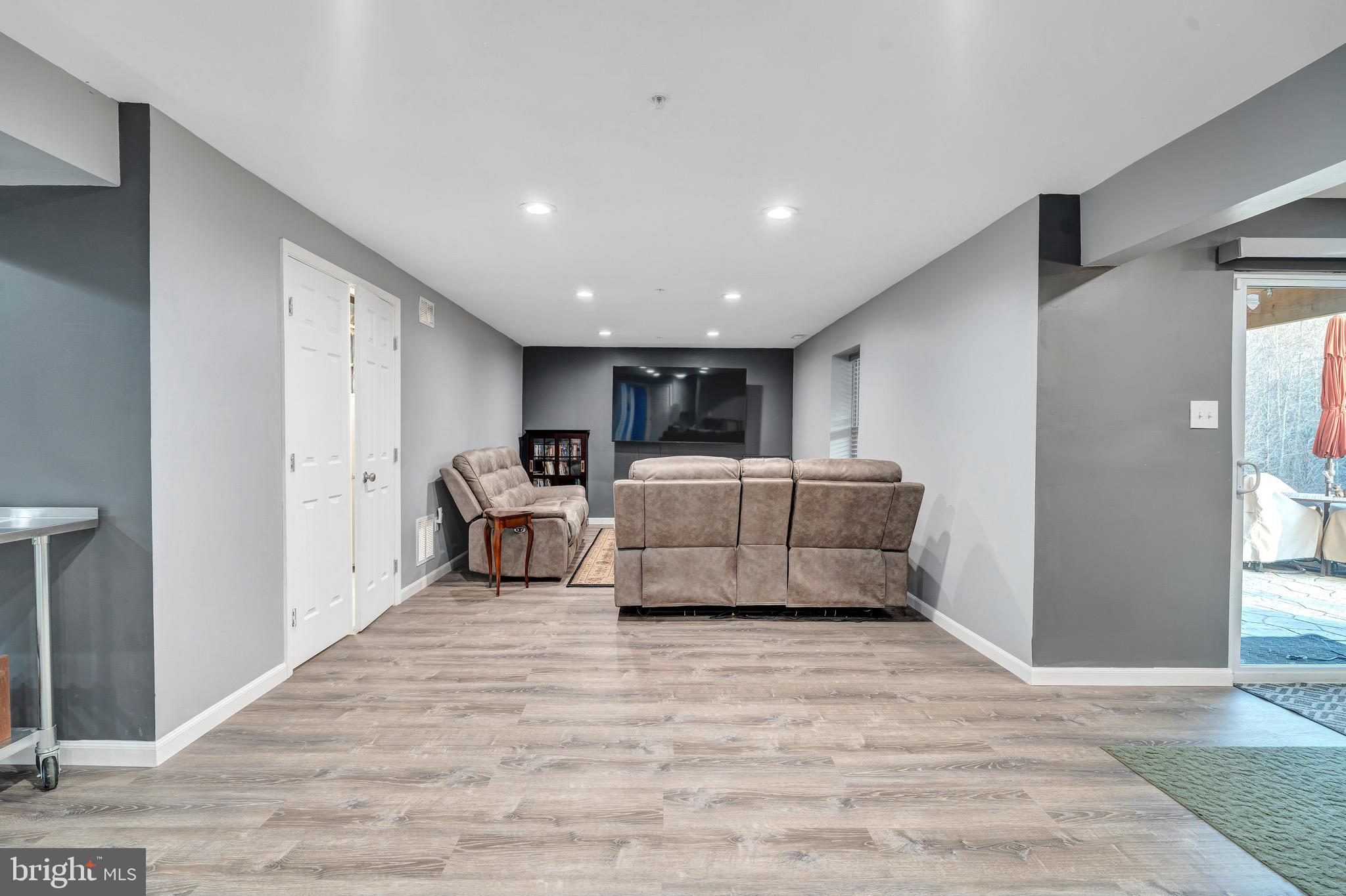 BEACON HILL - Residential