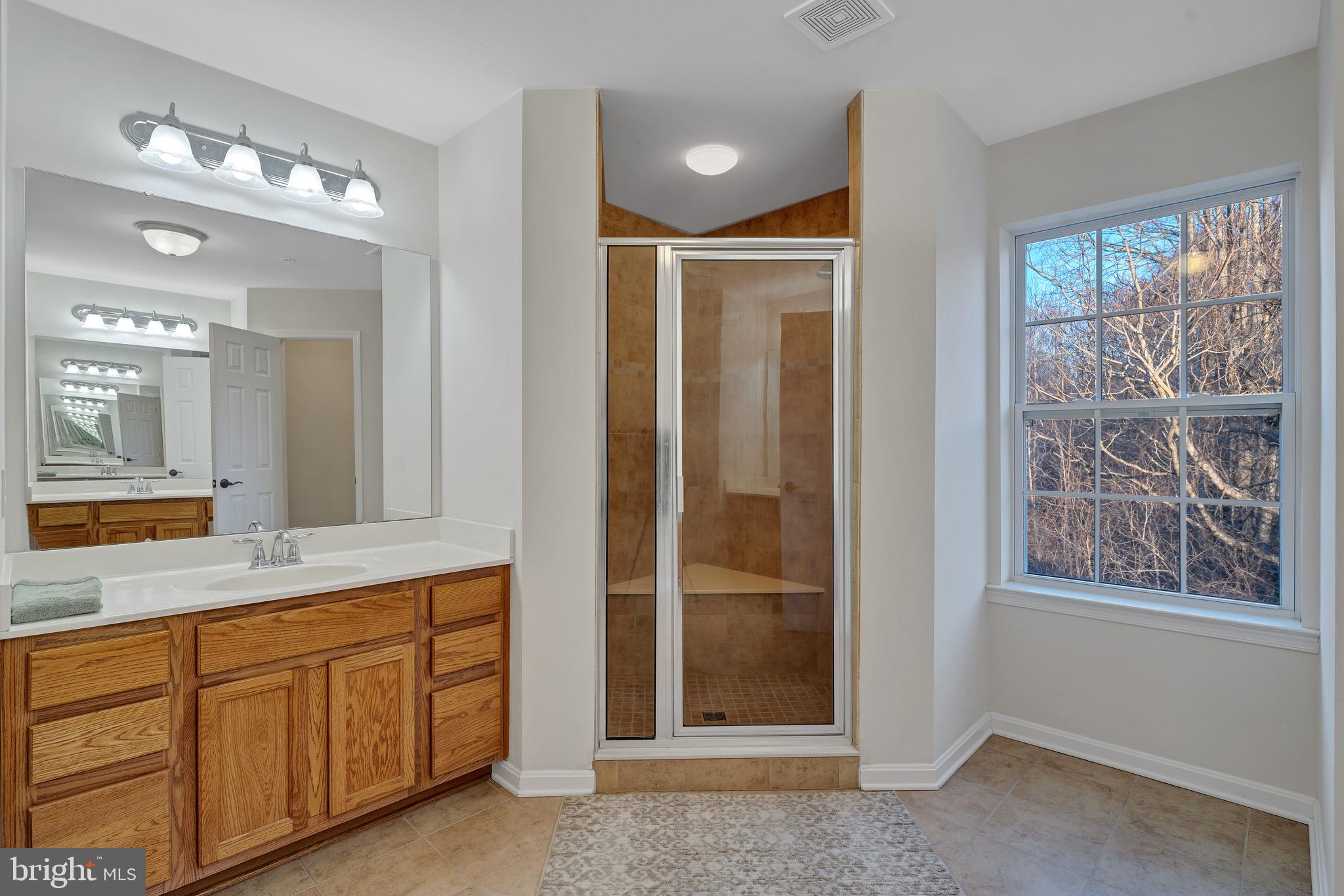 BEACON HILL - Residential