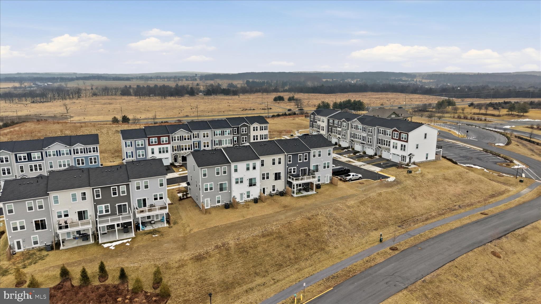 LAKE FREDERICK - Residential