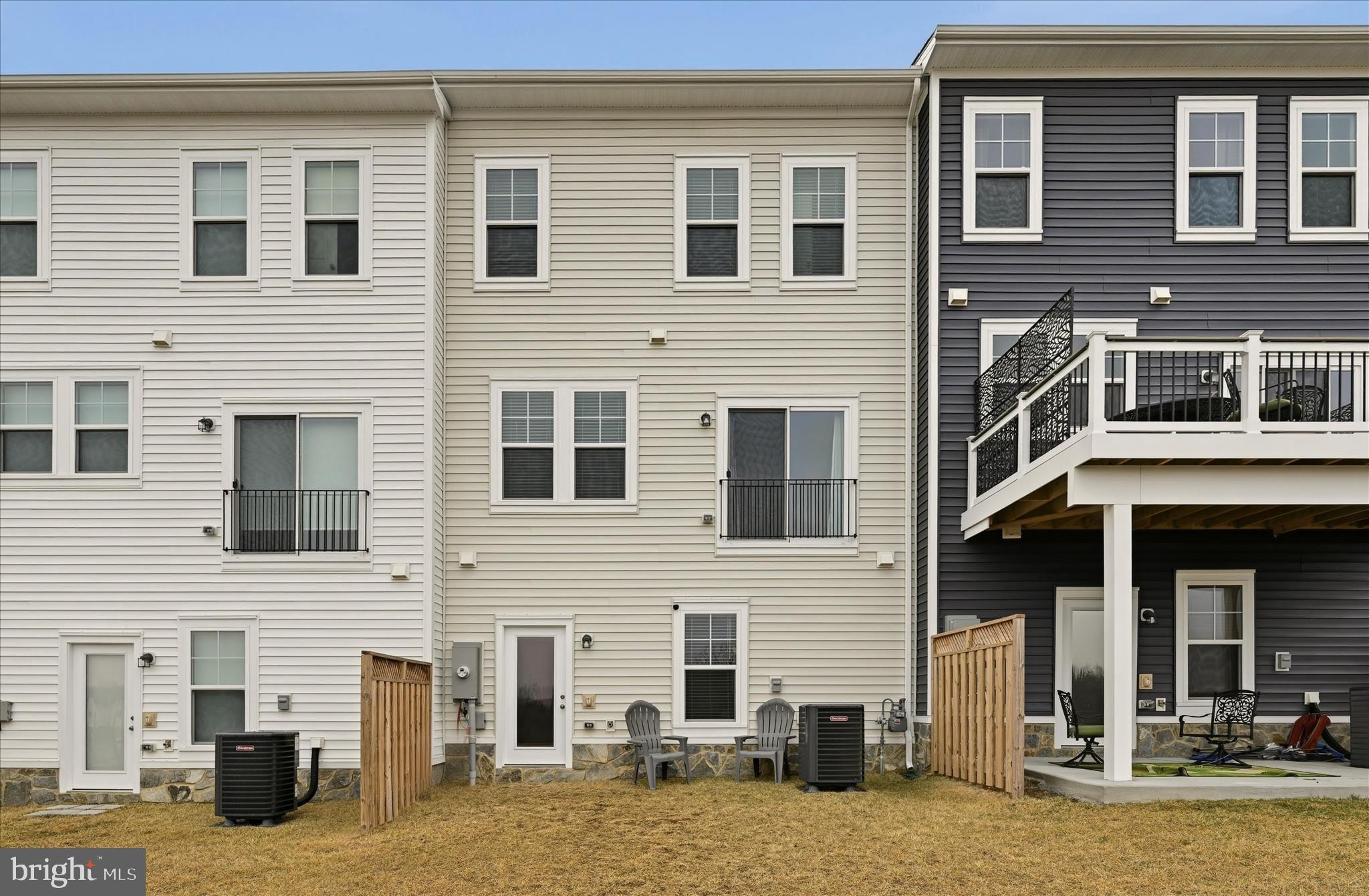 LAKE FREDERICK - Residential