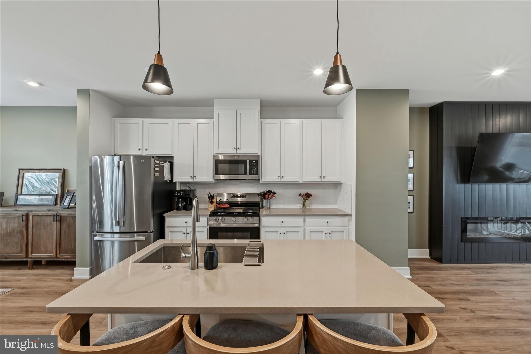 LAKE FREDERICK - Residential