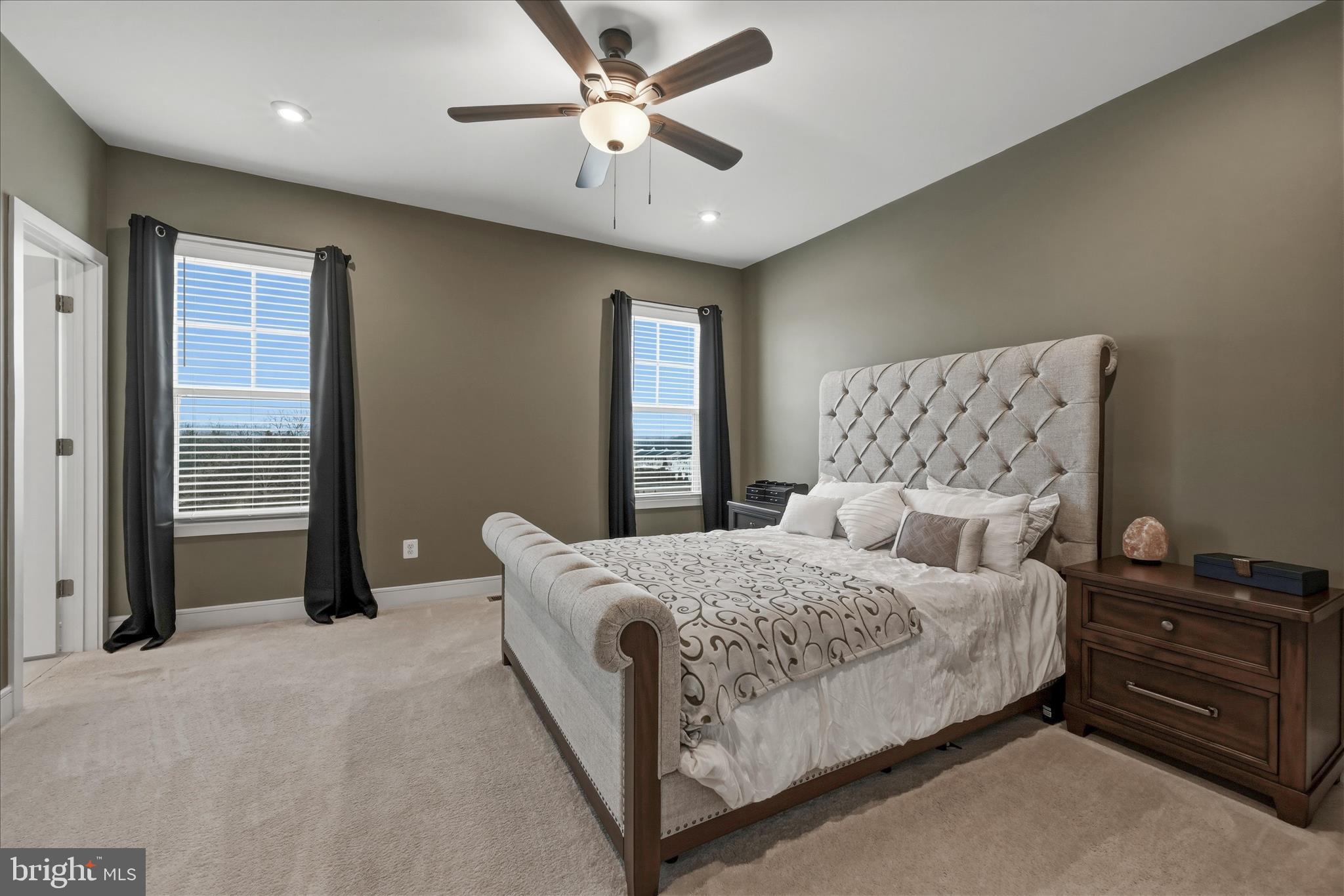 LAKE FREDERICK - Residential