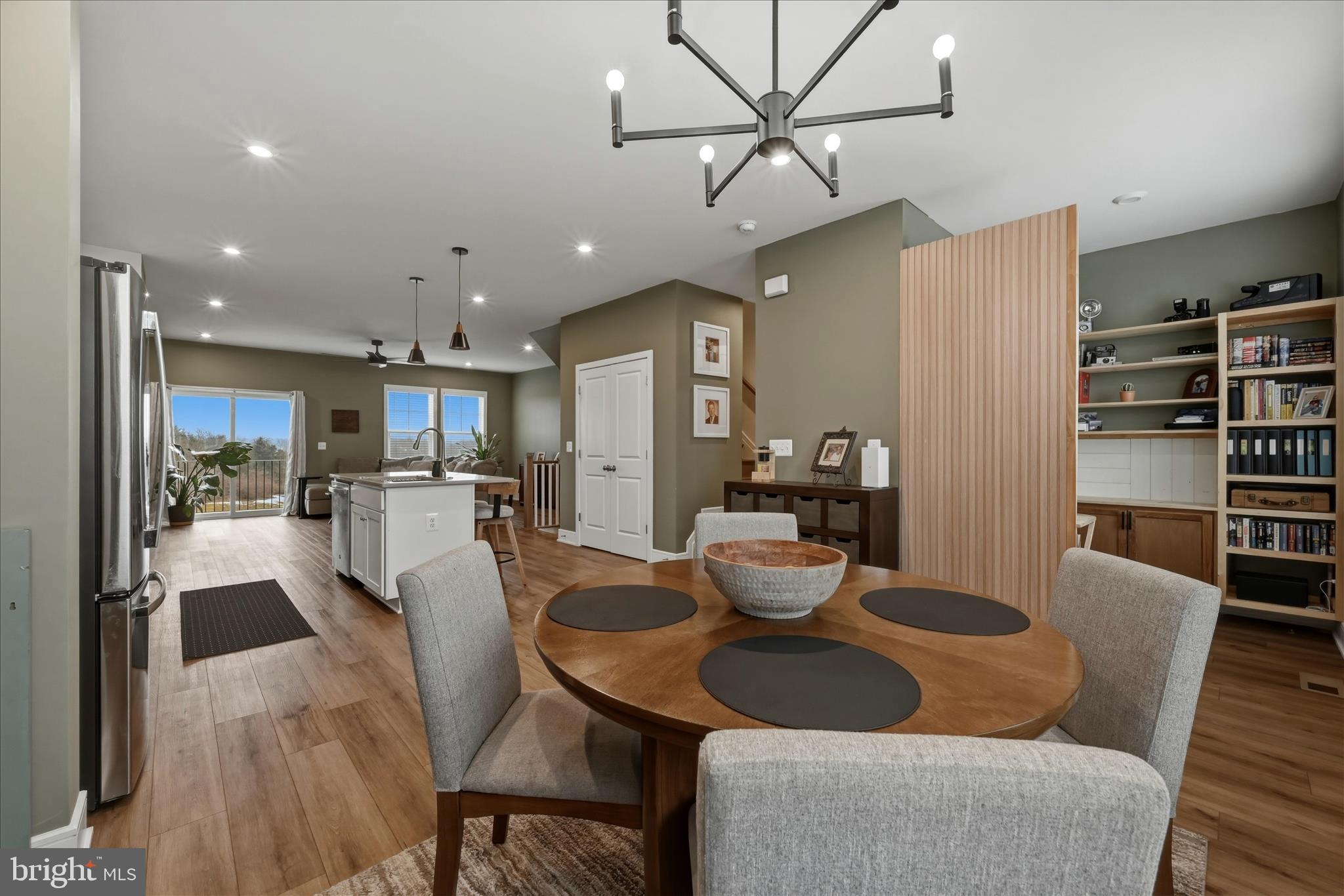 LAKE FREDERICK - Residential